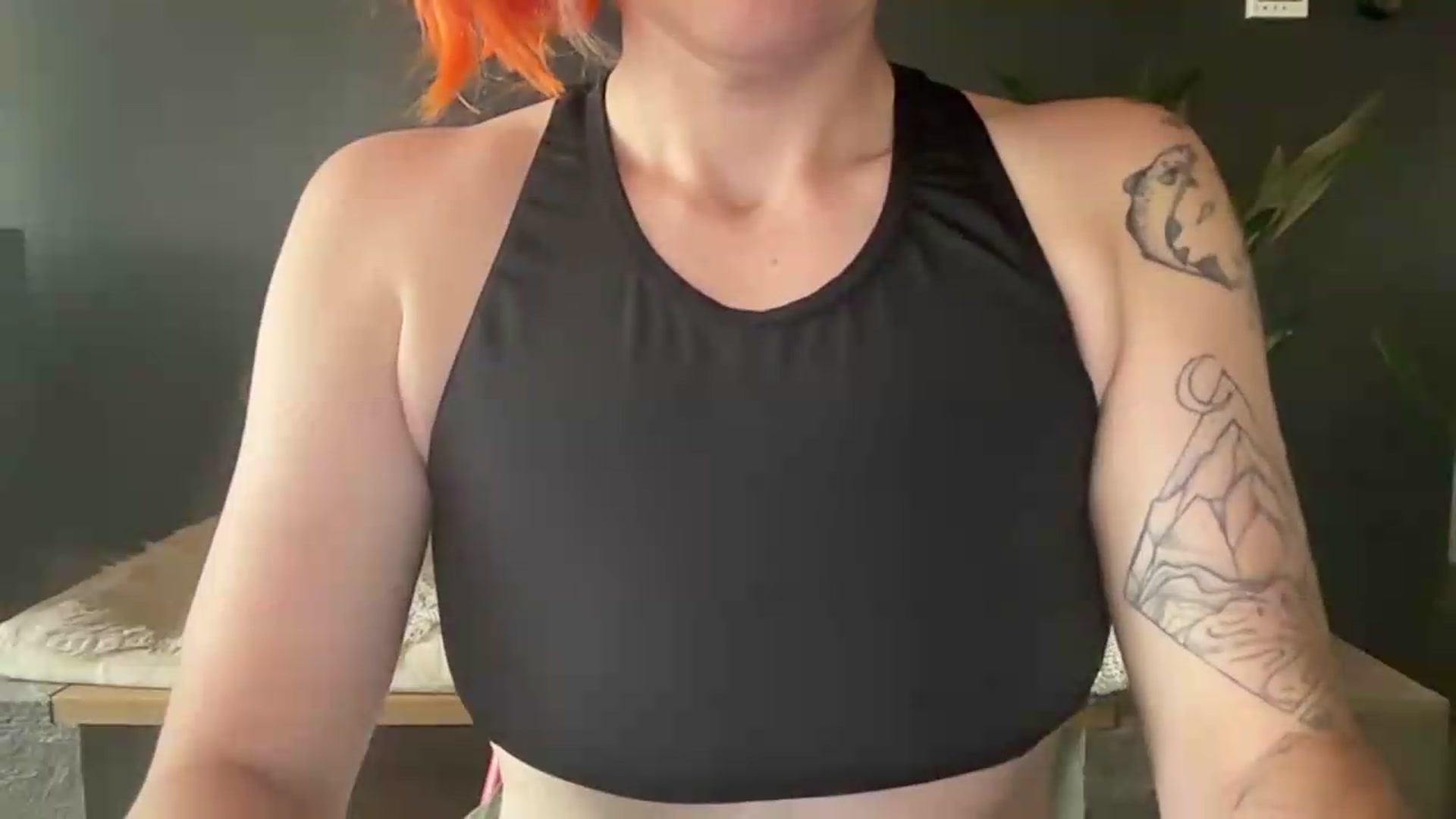 Gallery image thumbnail from PurrtyMetal's myfreecams stream on, 07/29/2026, 01:03 image 16 of 20