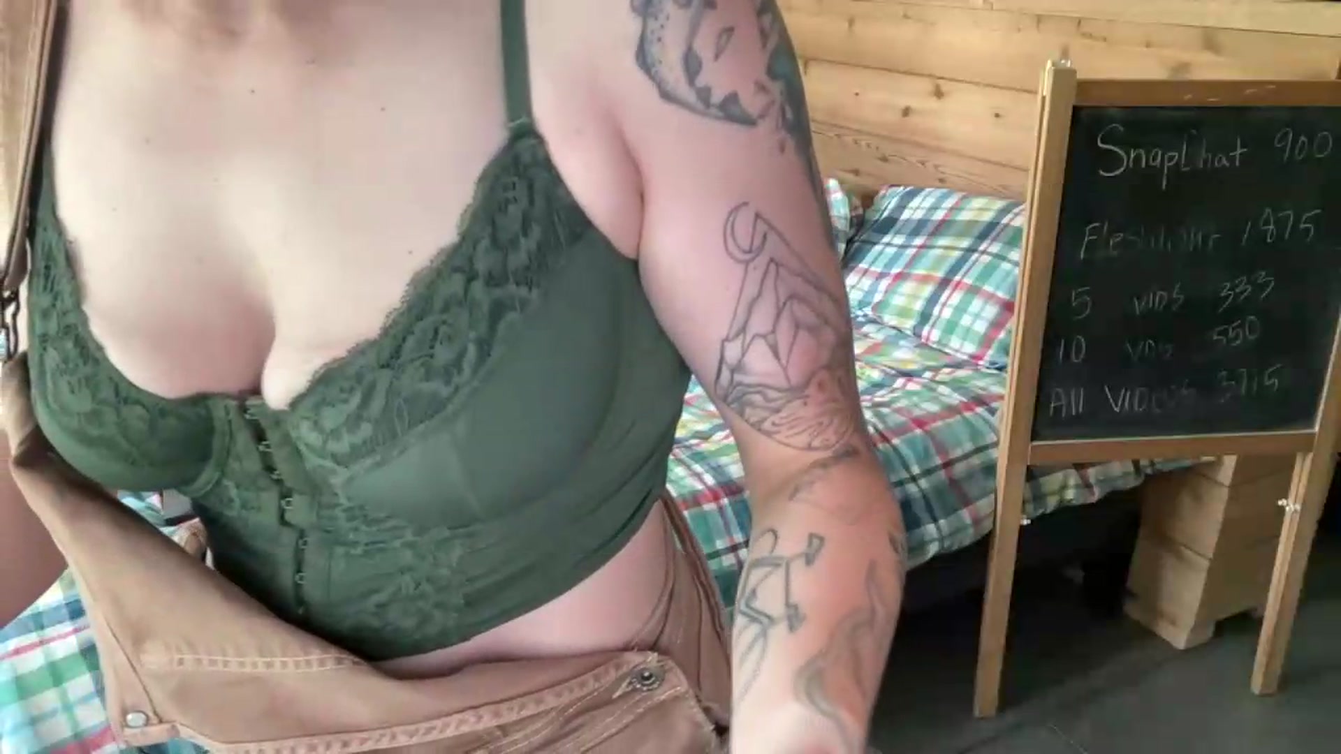 Gallery image thumbnail from PurrtyMetal's myfreecams stream on, 08/09/2026, 18:00 image 9 of 20