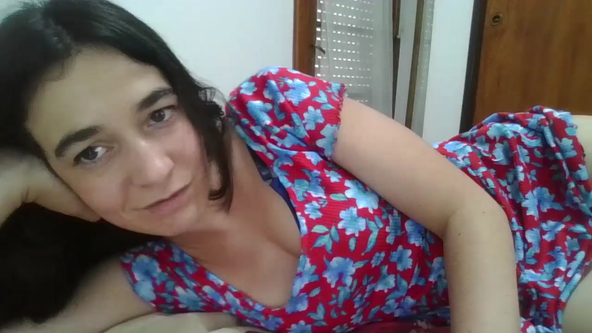 Gallery image thumbnail from Putis's myfreecams stream on, 12/08/2025, 17:21 image 17 of 20