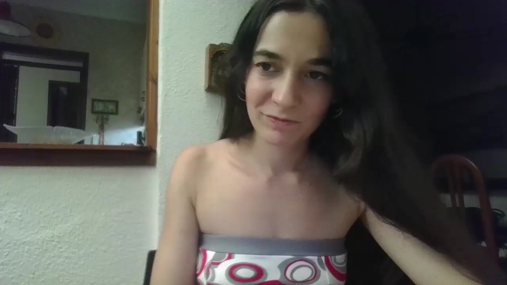 Gallery image thumbnail from Putis's myfreecams stream on, 12/26/2025, 19:12 image 4 of 20
