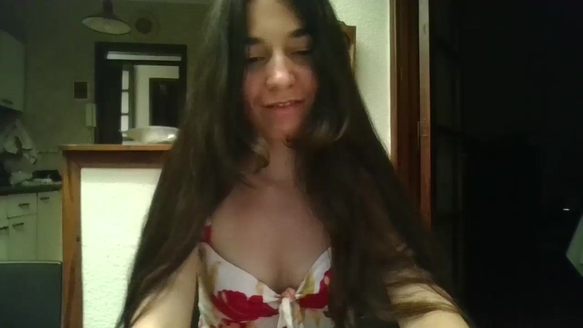 Gallery image thumbnail from Putis's myfreecams stream on, 01/01/2026, 19:50 image 19 of 20