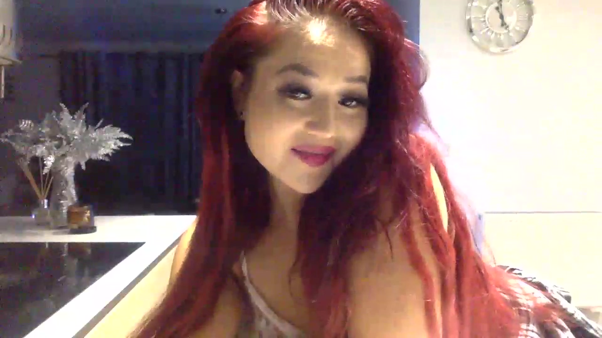Gallery image thumbnail from Puurrfection's myfreecams stream on, 12/30/2023, 17:13 image 9 of 20