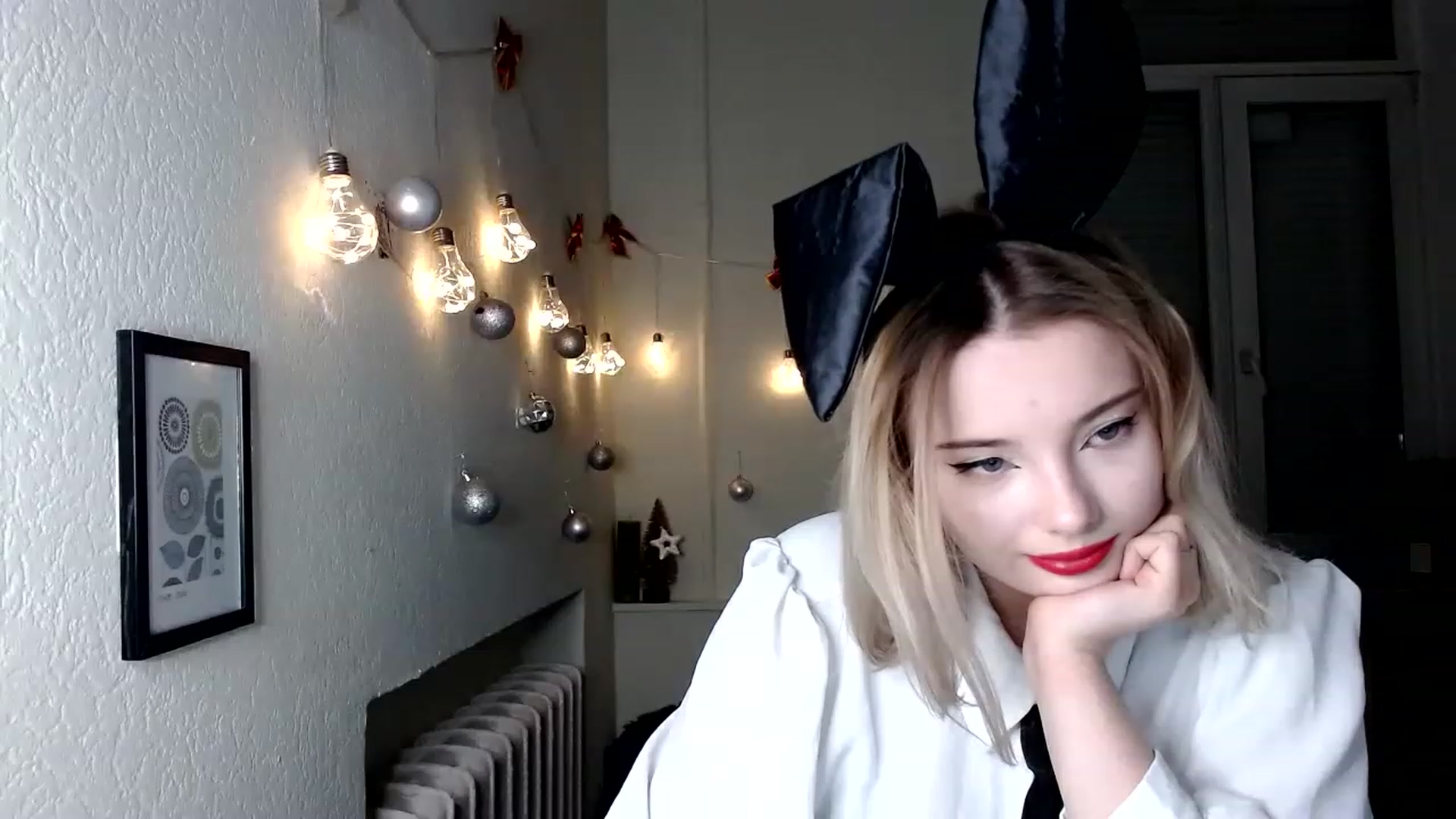 Gallery image thumbnail from Pvt_quin's myfreecams stream on, 01/13/2023, 13:54 image 15 of 20