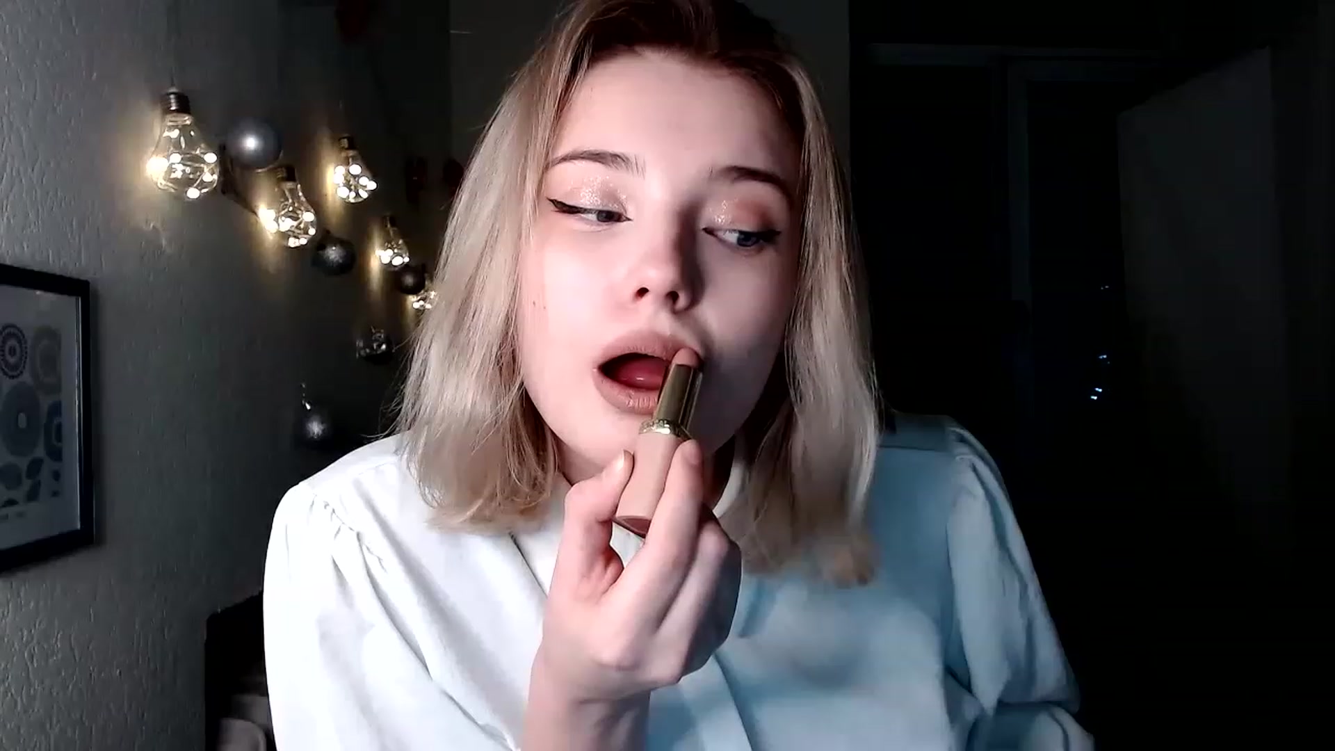 Gallery image thumbnail from Pvt_quin's myfreecams stream on, 01/15/2023, 16:53 image 5 of 20