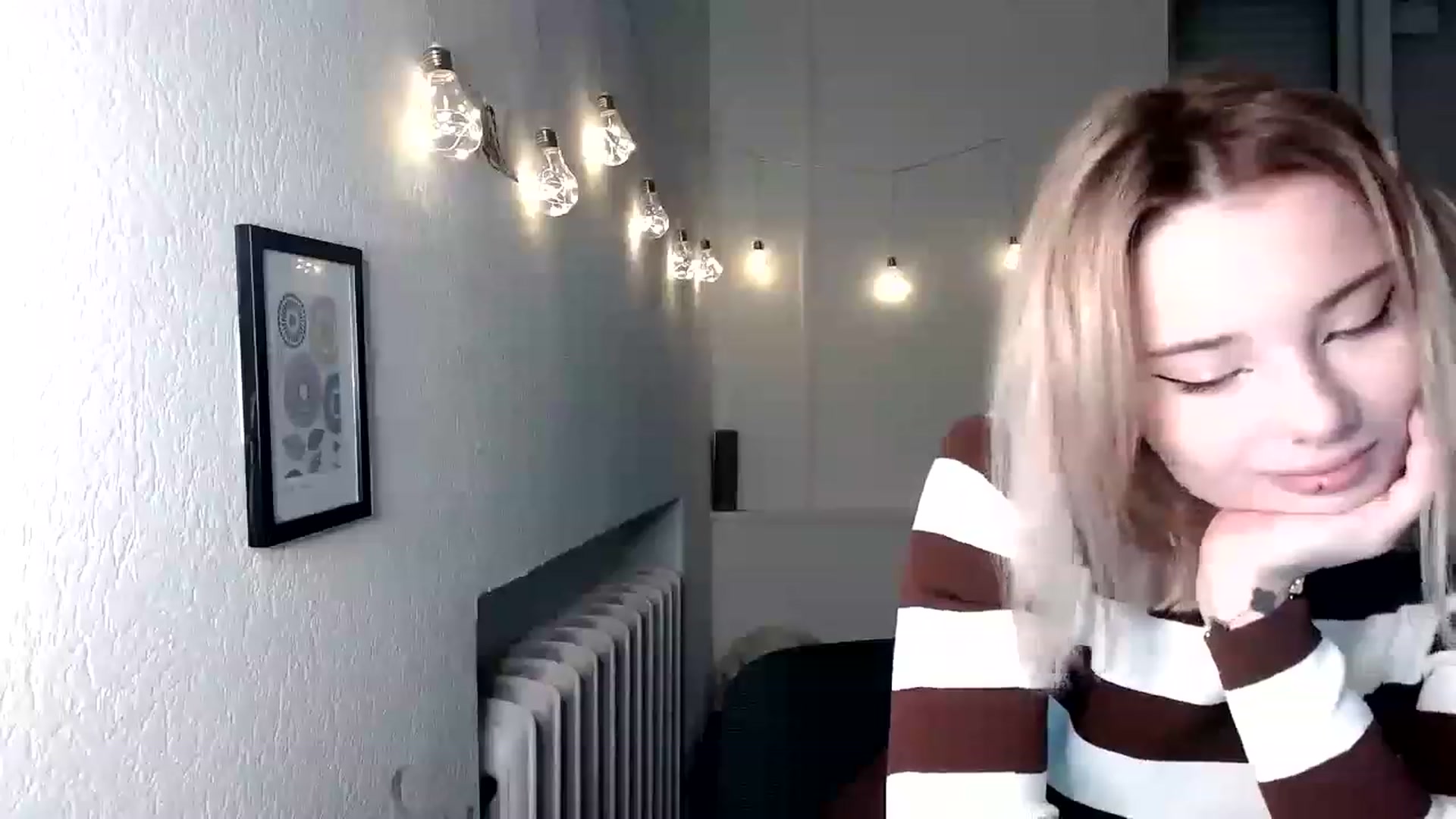 Gallery image thumbnail from Pvt_quin's myfreecams stream on, 01/20/2023, 14:11 image 9 of 20