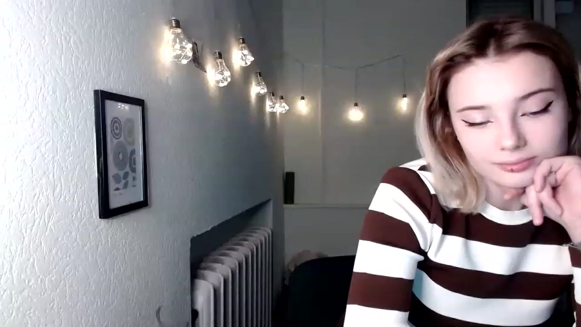 Gallery image thumbnail from Pvt_quin's myfreecams stream on, 01/20/2023, 14:11 image 10 of 20