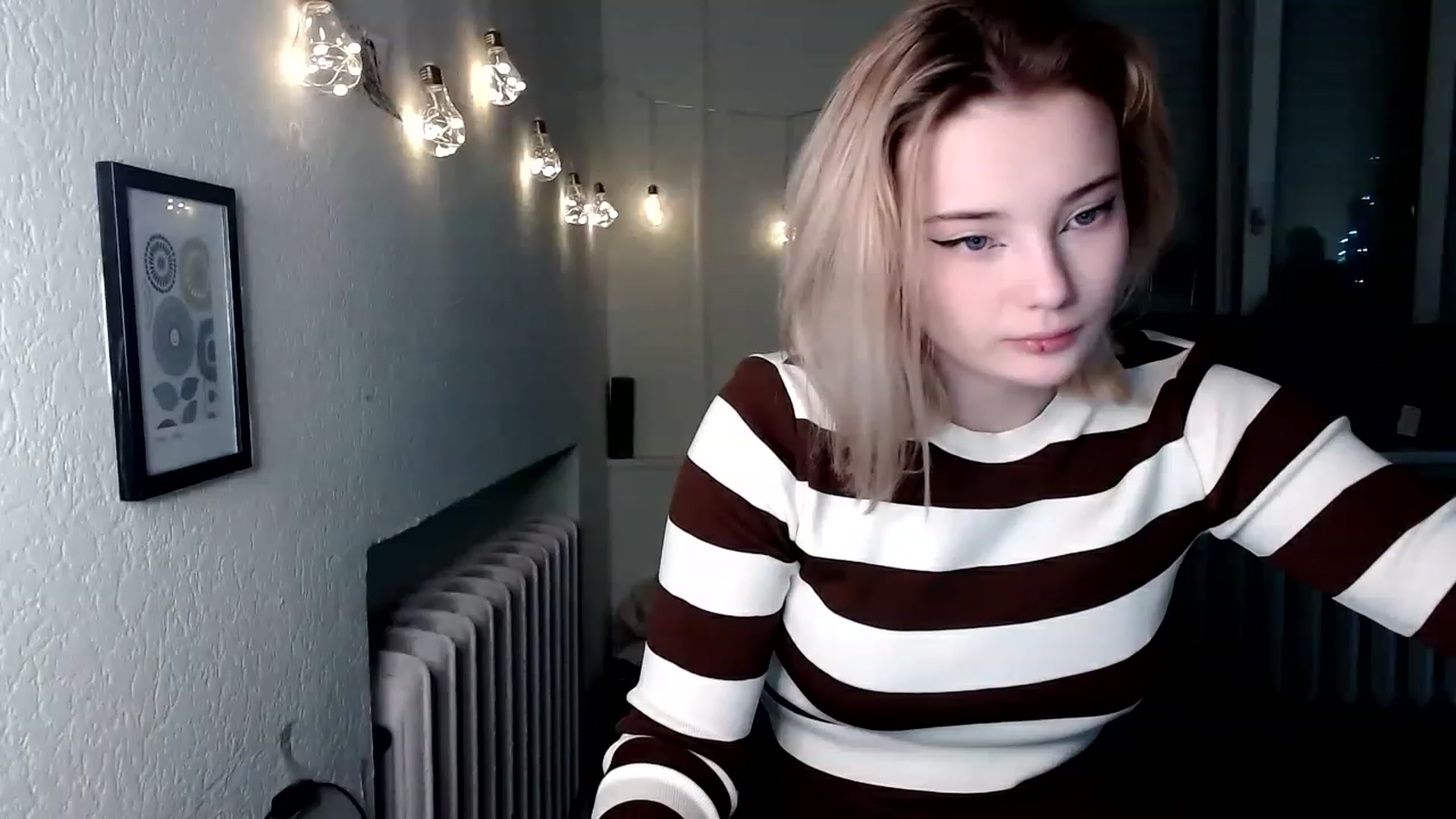 Gallery image thumbnail from Pvt_quin's myfreecams stream on, 01/20/2023, 15:49 image 3 of 20