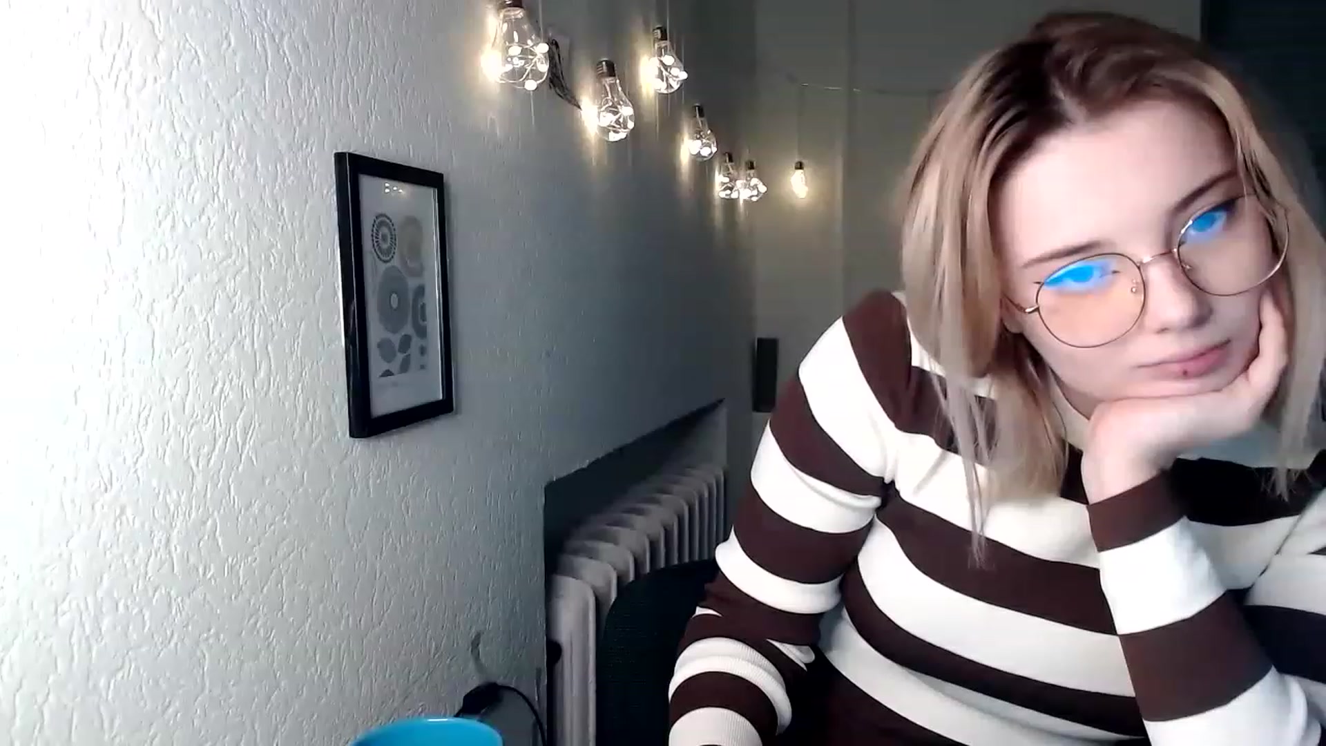 Gallery image thumbnail from Pvt_quin's myfreecams stream on, 01/20/2023, 16:44 image 18 of 20