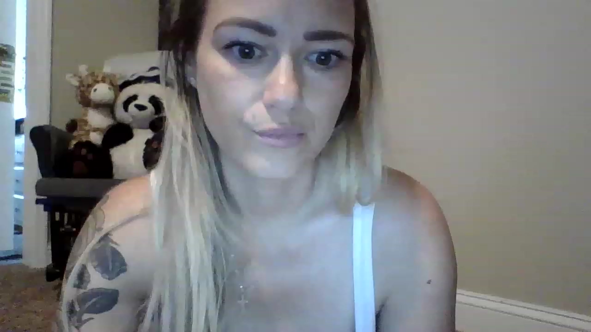 Gallery image thumbnail from PwincessXxx's myfreecams stream on, 07/01/2023, 22:53 image 17 of 20