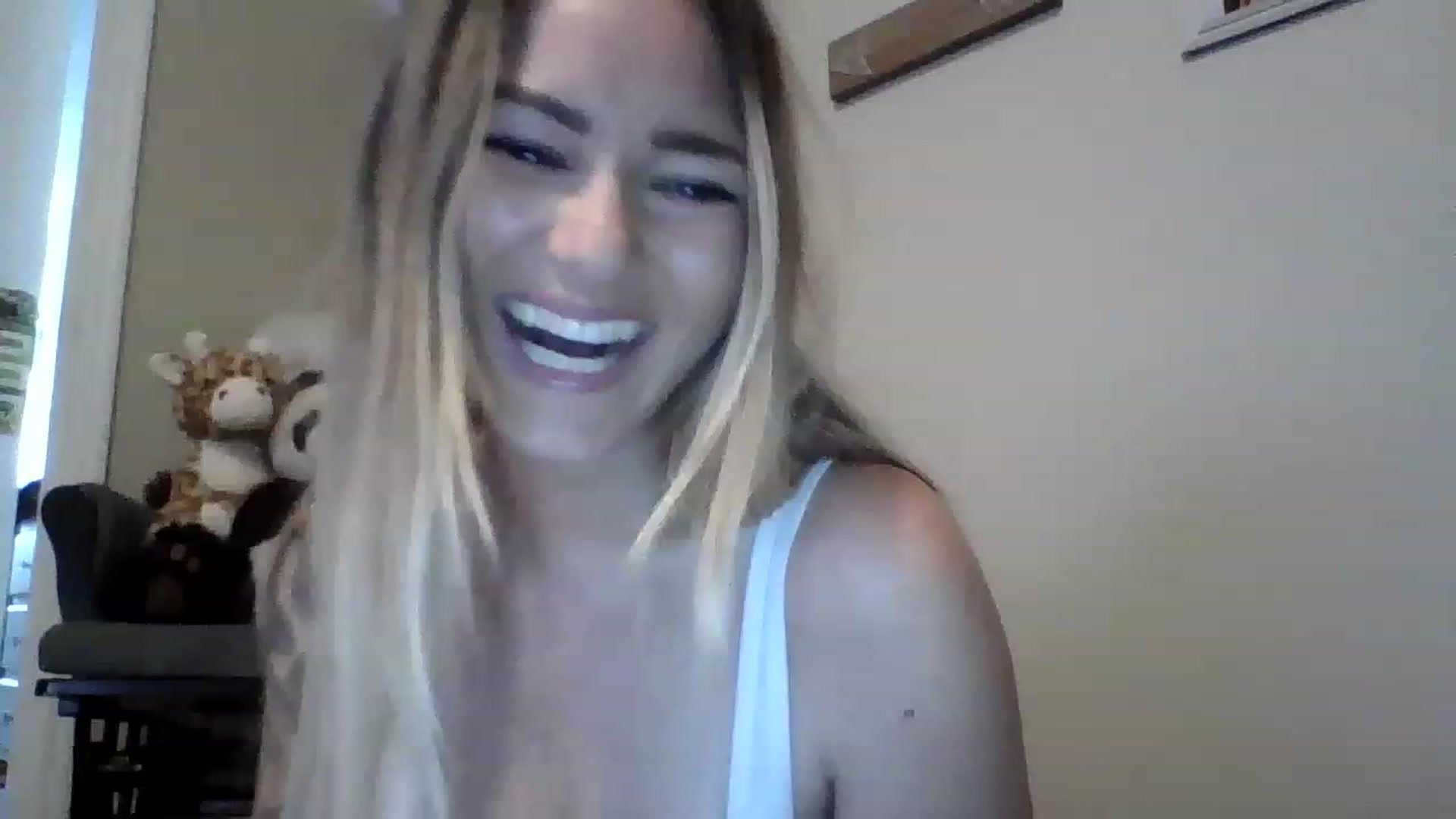 Gallery image thumbnail from PwincessXxx's myfreecams stream on, 07/01/2023, 22:53 image 13 of 20