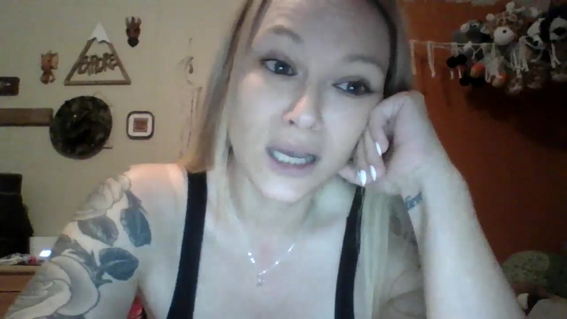 Gallery image thumbnail from PwincessXxx's myfreecams stream on, 09/08/2024, 22:39 image 19 of 20