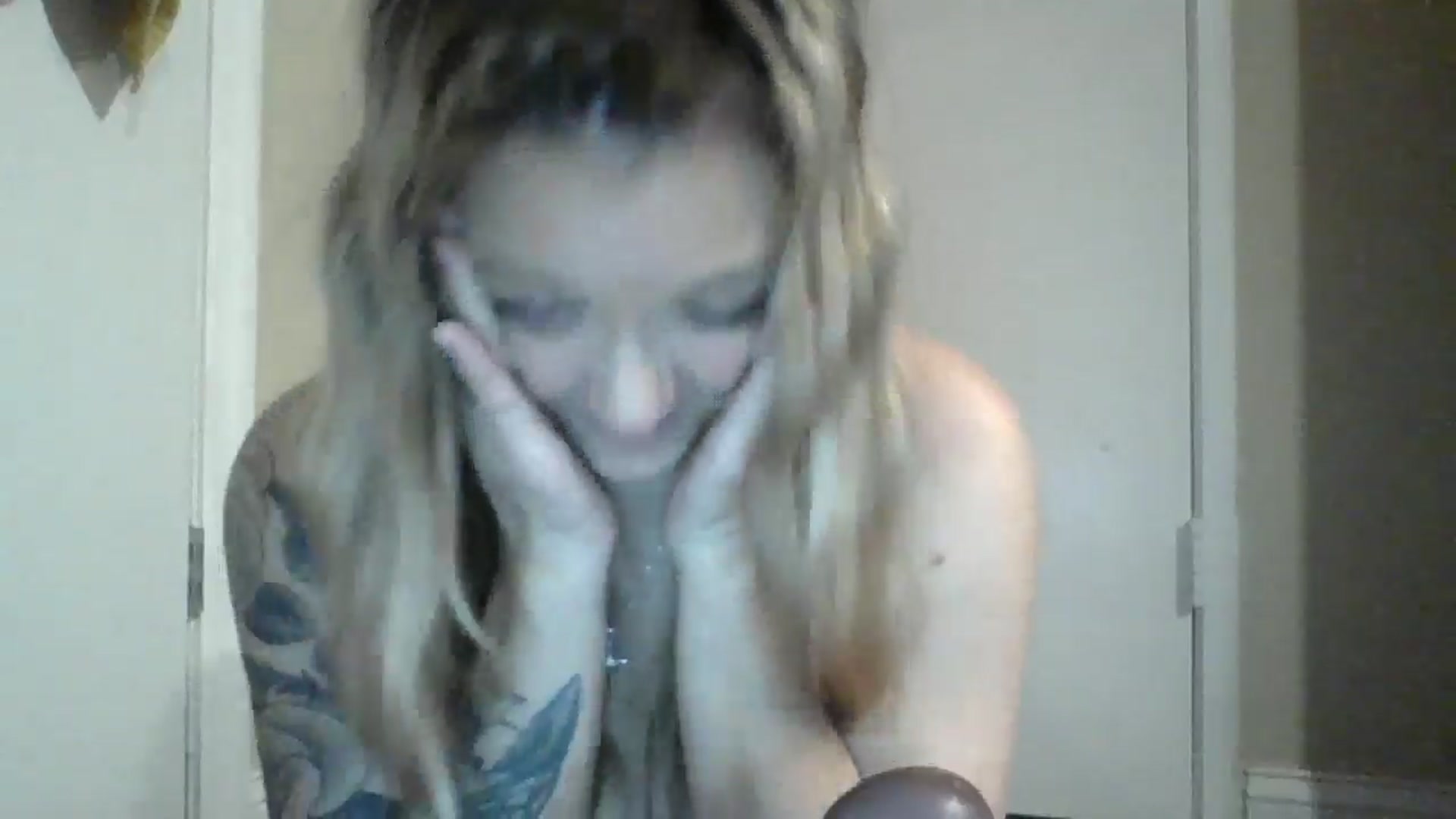Gallery image thumbnail from PwincessXxx's myfreecams stream on, 10/19/2024, 02:34 image 15 of 20