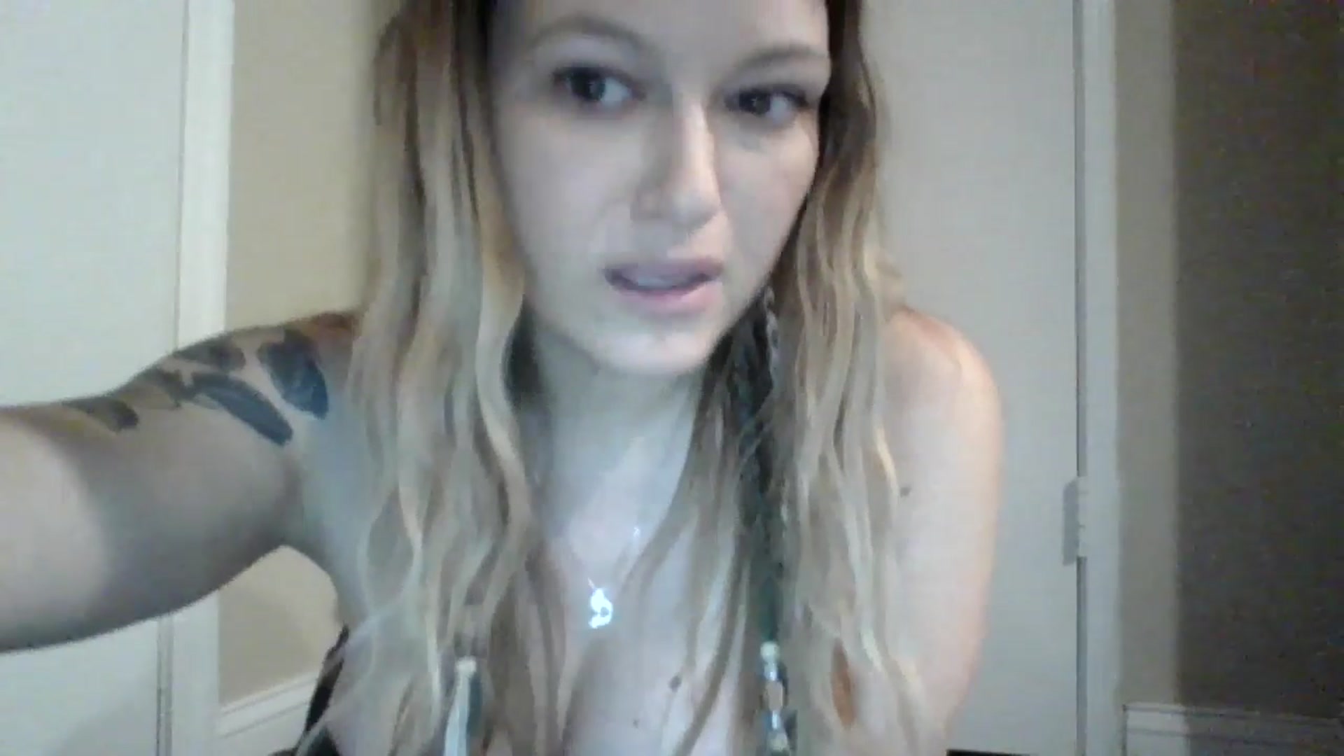 Gallery image thumbnail from PwincessXxx's myfreecams stream on, 07/21/2025, 01:21 image 7 of 20