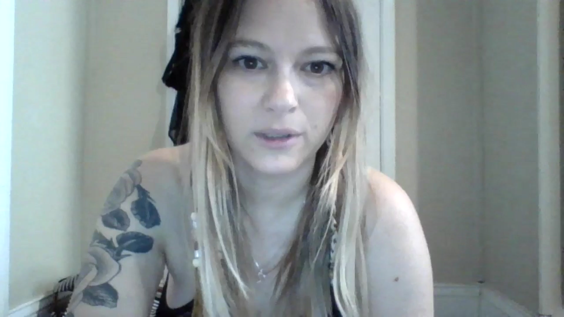 Gallery image thumbnail from PwincessXxx's myfreecams stream on, 07/25/2025, 23:49 image 4 of 20