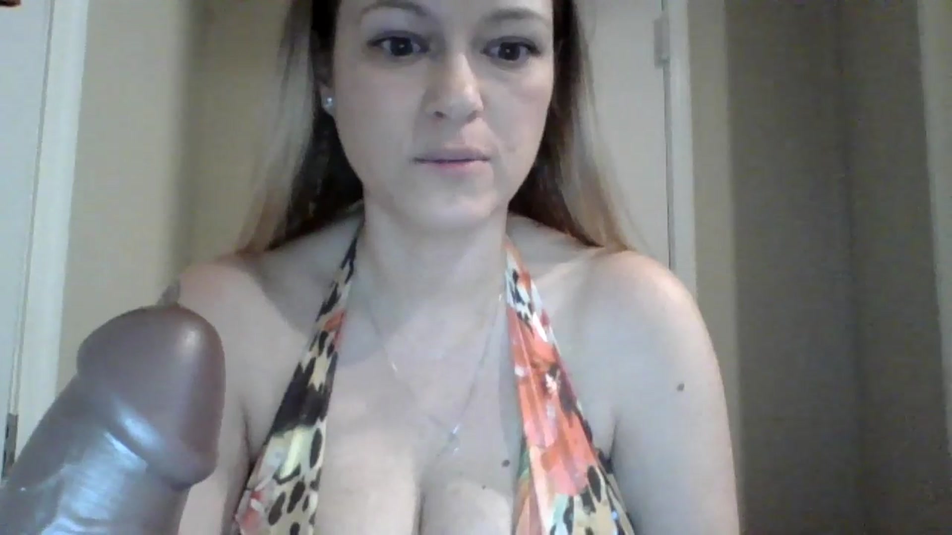 Gallery image thumbnail from PwincessXxx's myfreecams stream on, 07/28/2025, 24:08 image 14 of 20