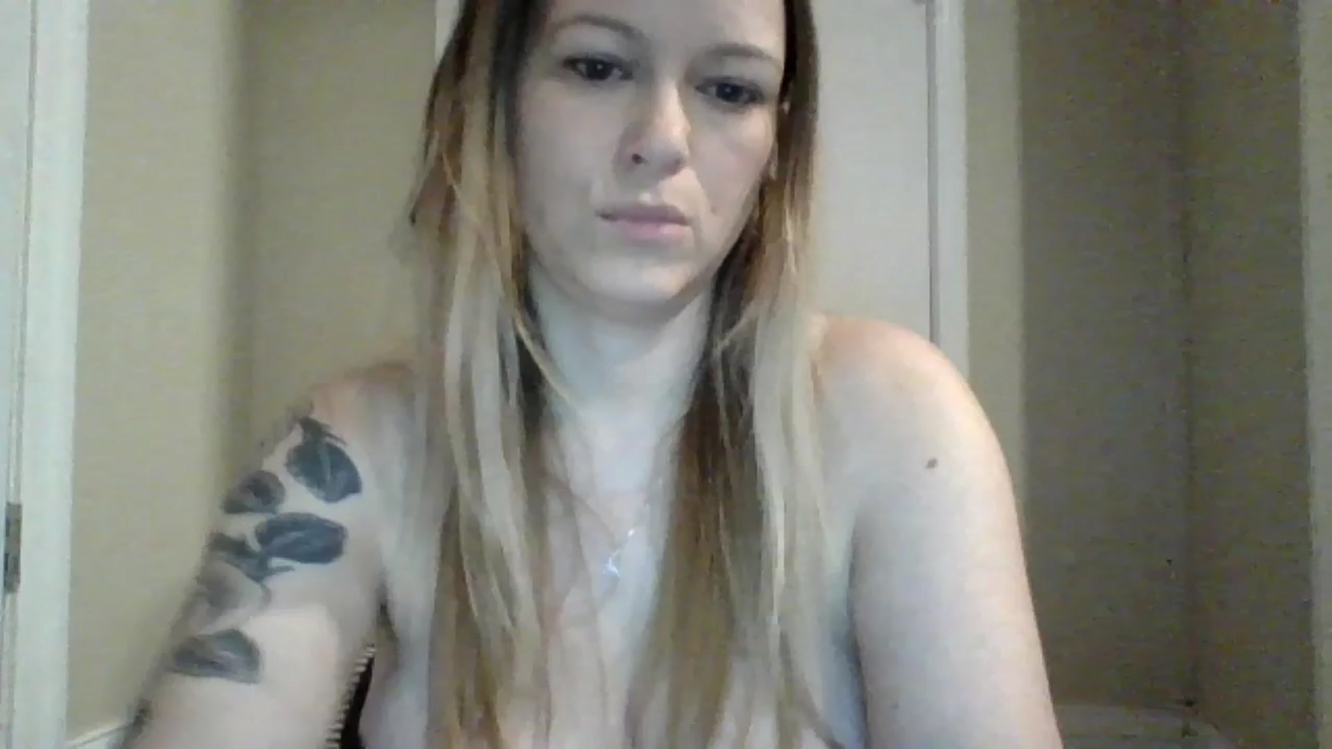Gallery image thumbnail from PwincessXxx's myfreecams stream on, 08/02/2025, 02:22 image 13 of 20