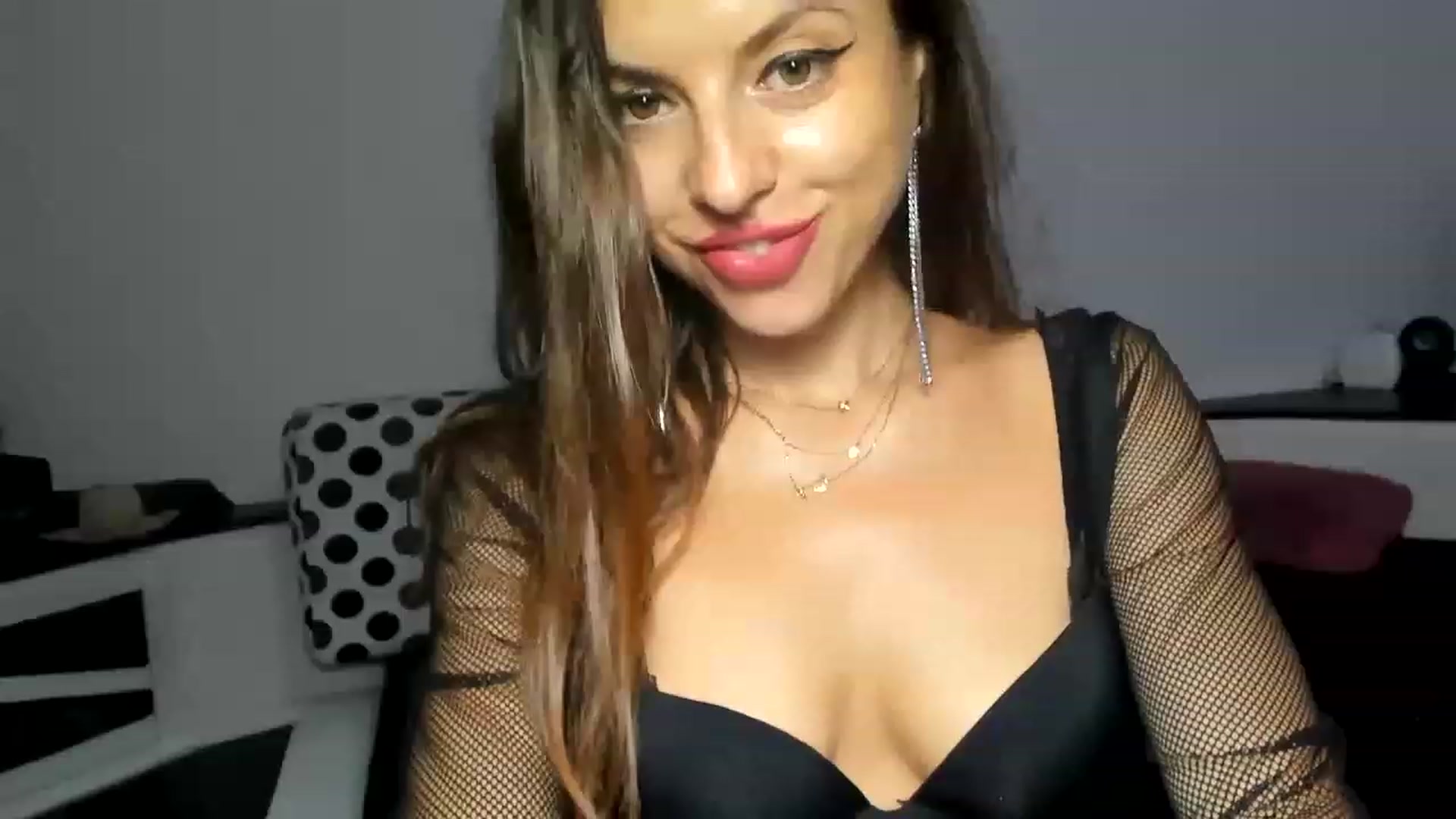 Gallery image thumbnail from Pynkbutterfly's myfreecams stream on, 08/07/2023, 08:22 image 13 of 20