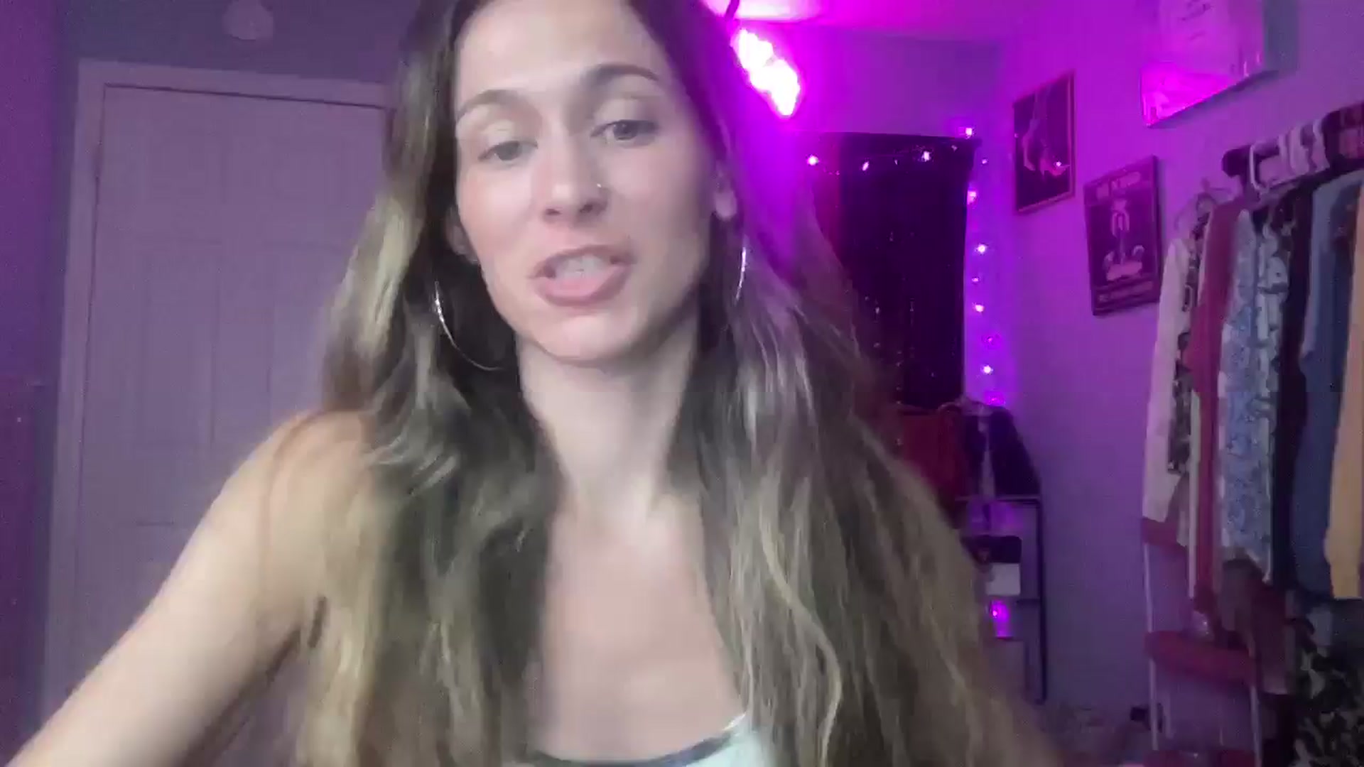 Gallery image thumbnail from QTGirlNxtD00R's myfreecams stream on, 05/07/2025, 07:12 image 1 of 20