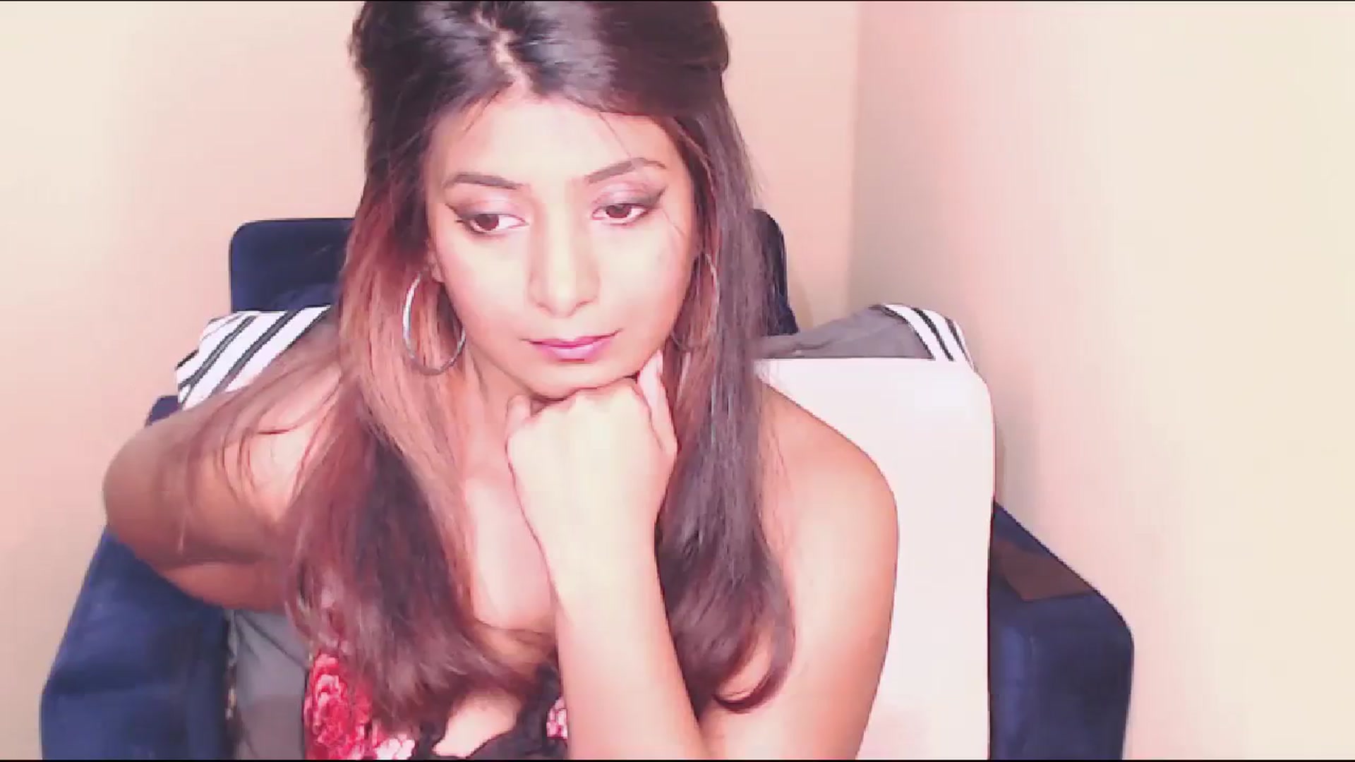 Gallery image thumbnail from QUEEN_BELLA's myfreecams stream on, 12/10/2023, 16:11 image 20 of 20