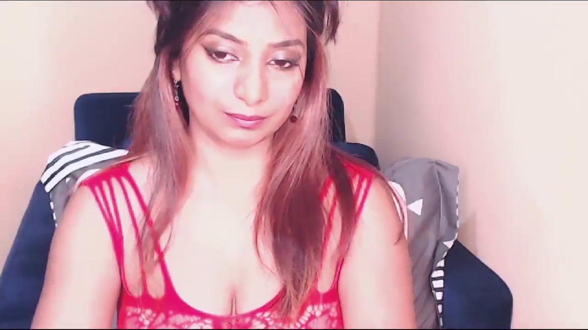 Gallery image thumbnail from QUEEN_BELLA's myfreecams stream on, 12/25/2023, 23:28 image 3 of 20