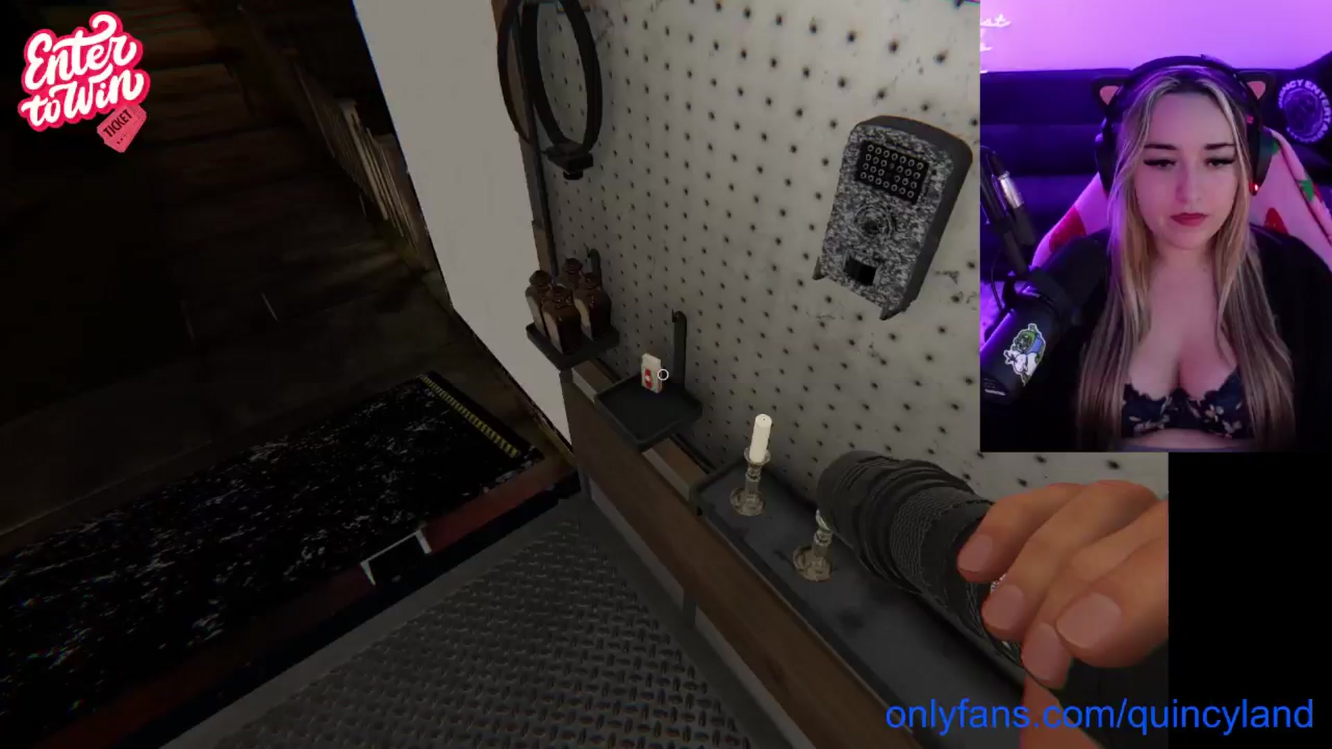 Gallery image thumbnail from QUINCY's myfreecams stream on, 11/15/2024, 01:16 image 10 of 20