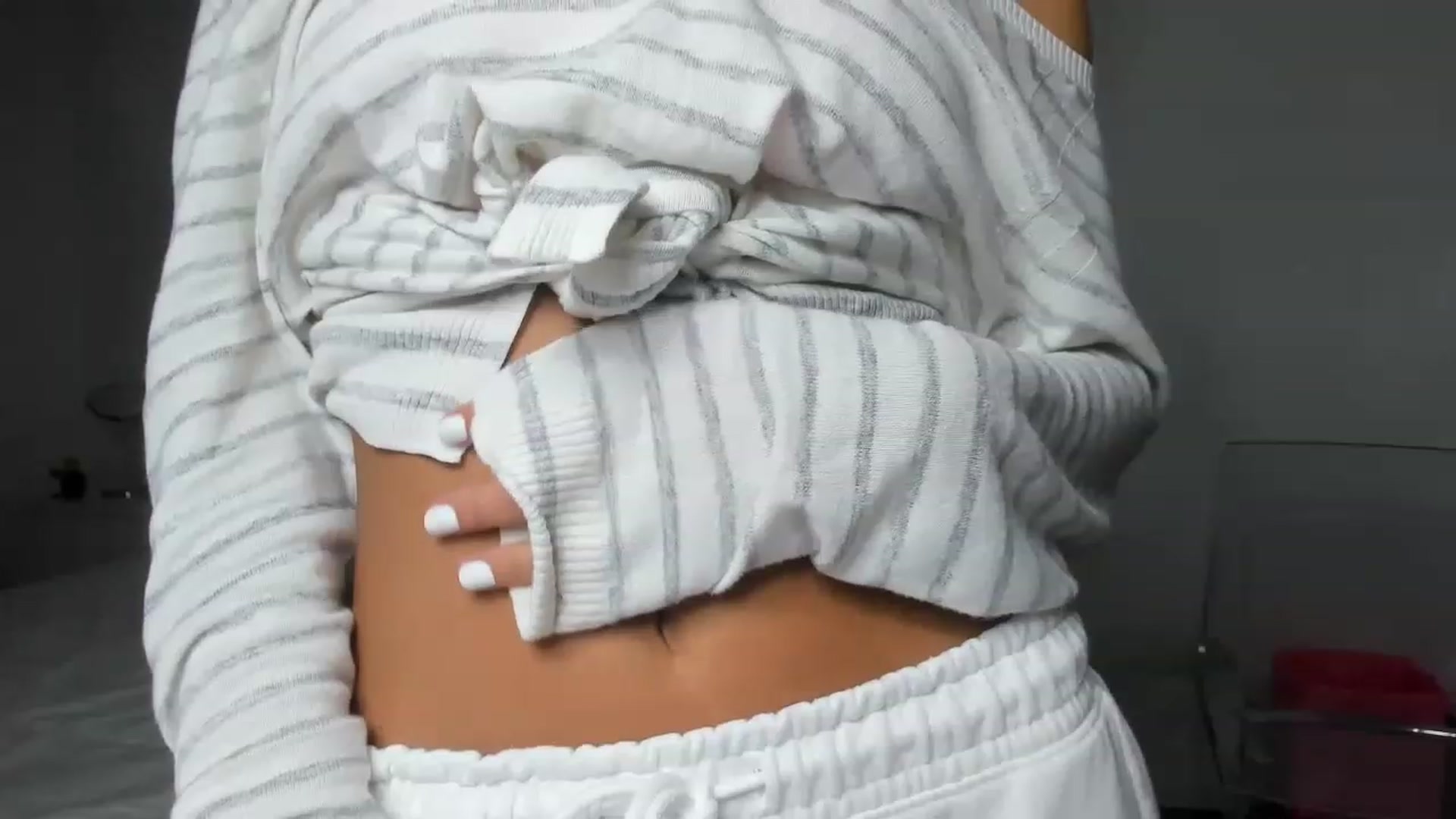 Gallery image thumbnail from Qarinah's myfreecams stream on, 02/06/2023, 21:26 image 3 of 20