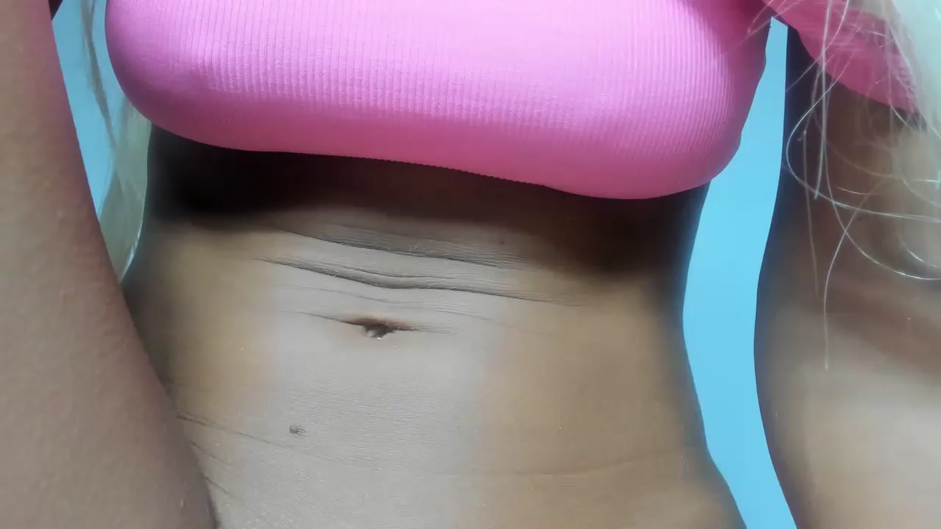 Gallery image thumbnail from Qarinah's myfreecams stream on, 03/11/2023, 04:08 image 17 of 20