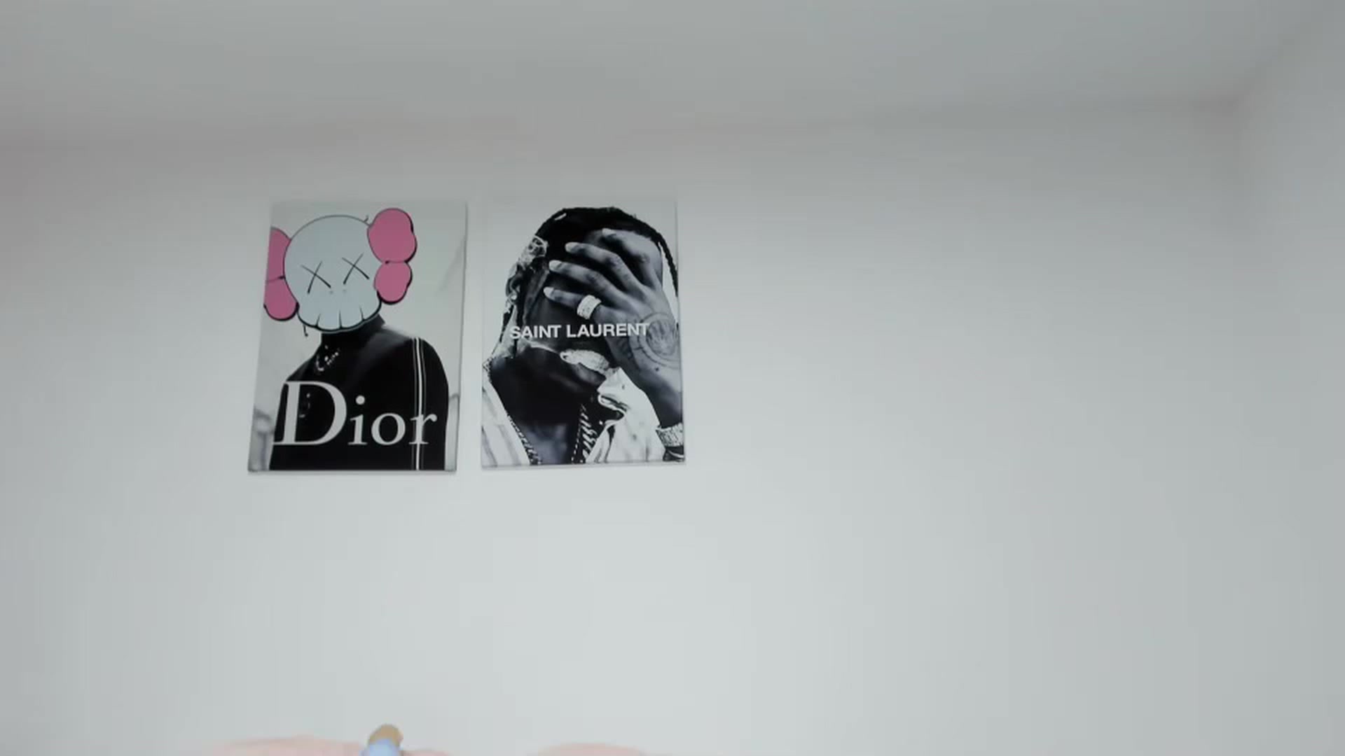 Gallery image thumbnail from Qarinah's myfreecams stream on, 03/28/2023, 24:03 image 14 of 20