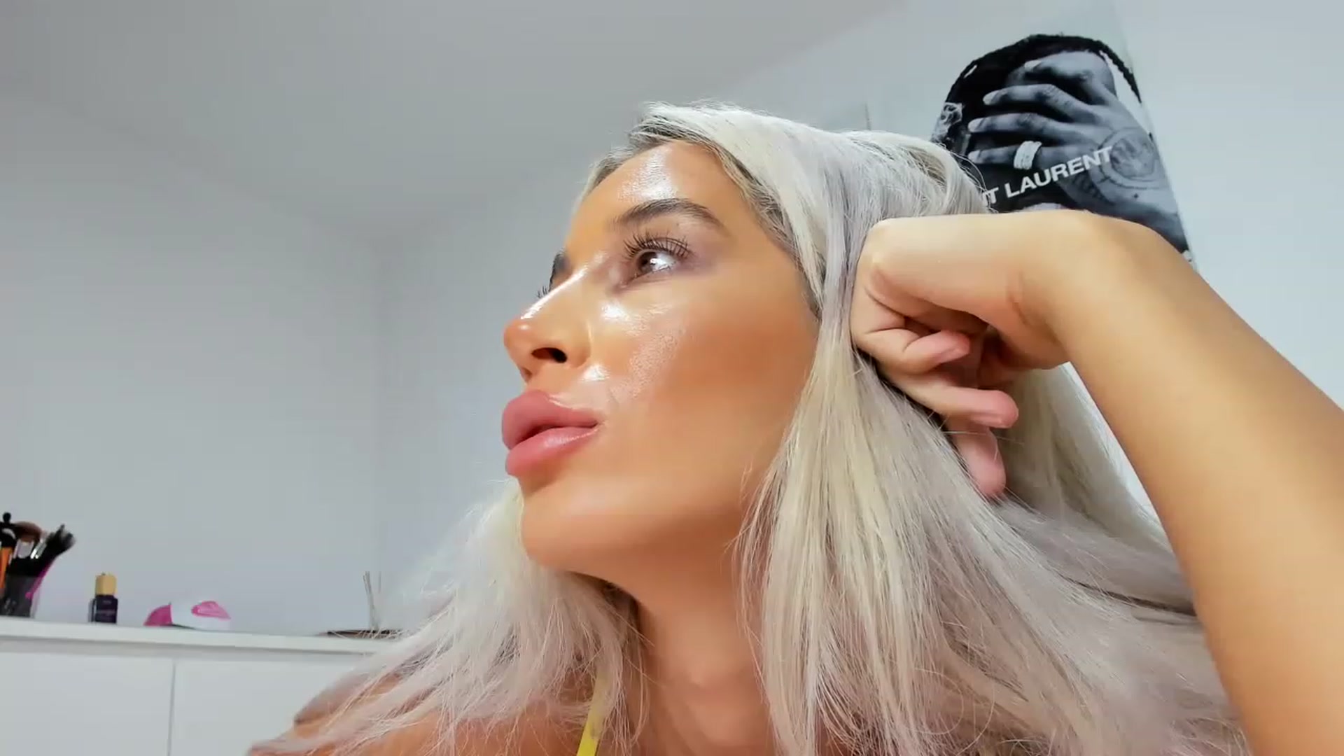 Gallery image thumbnail from Qarinah's myfreecams stream on, 04/09/2023, 03:29 image 4 of 20