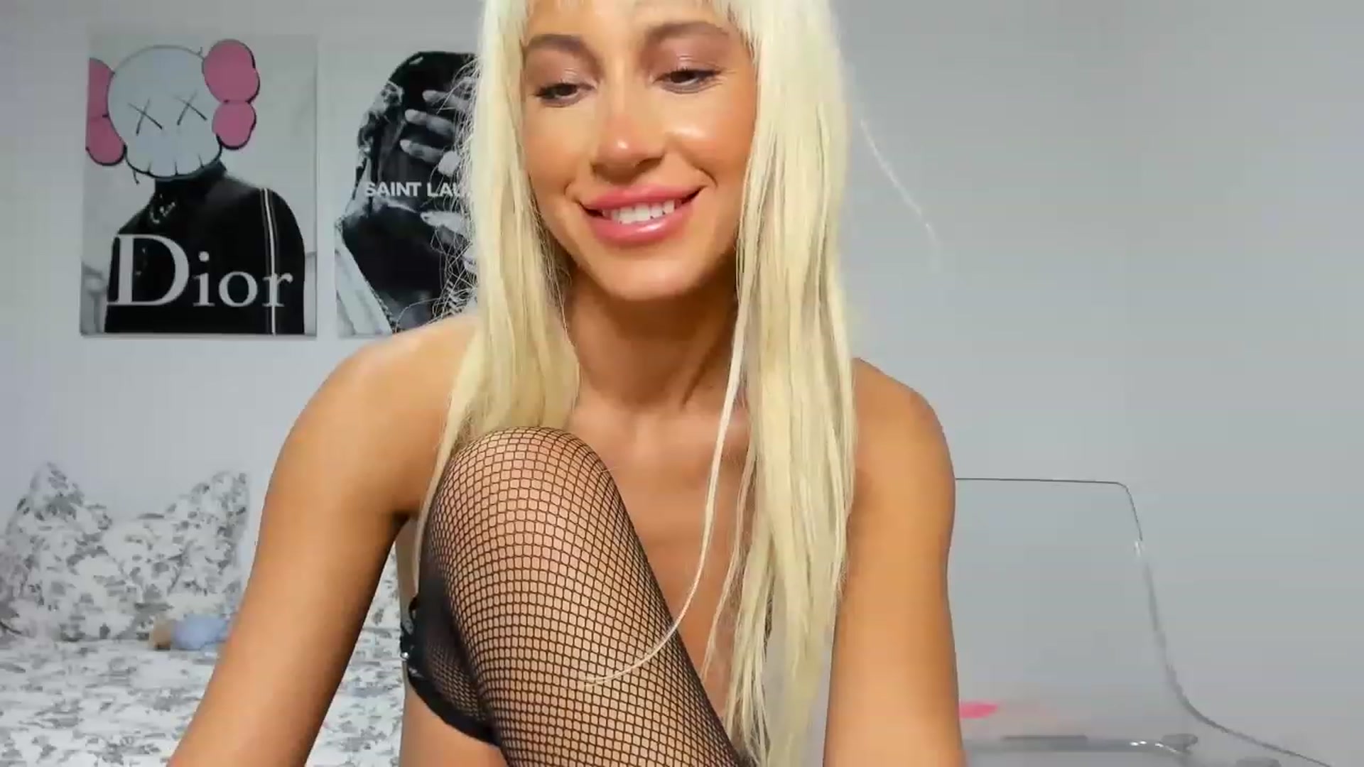 Gallery image thumbnail from Qarinah's myfreecams stream on, 05/14/2023, 01:56 image 19 of 20