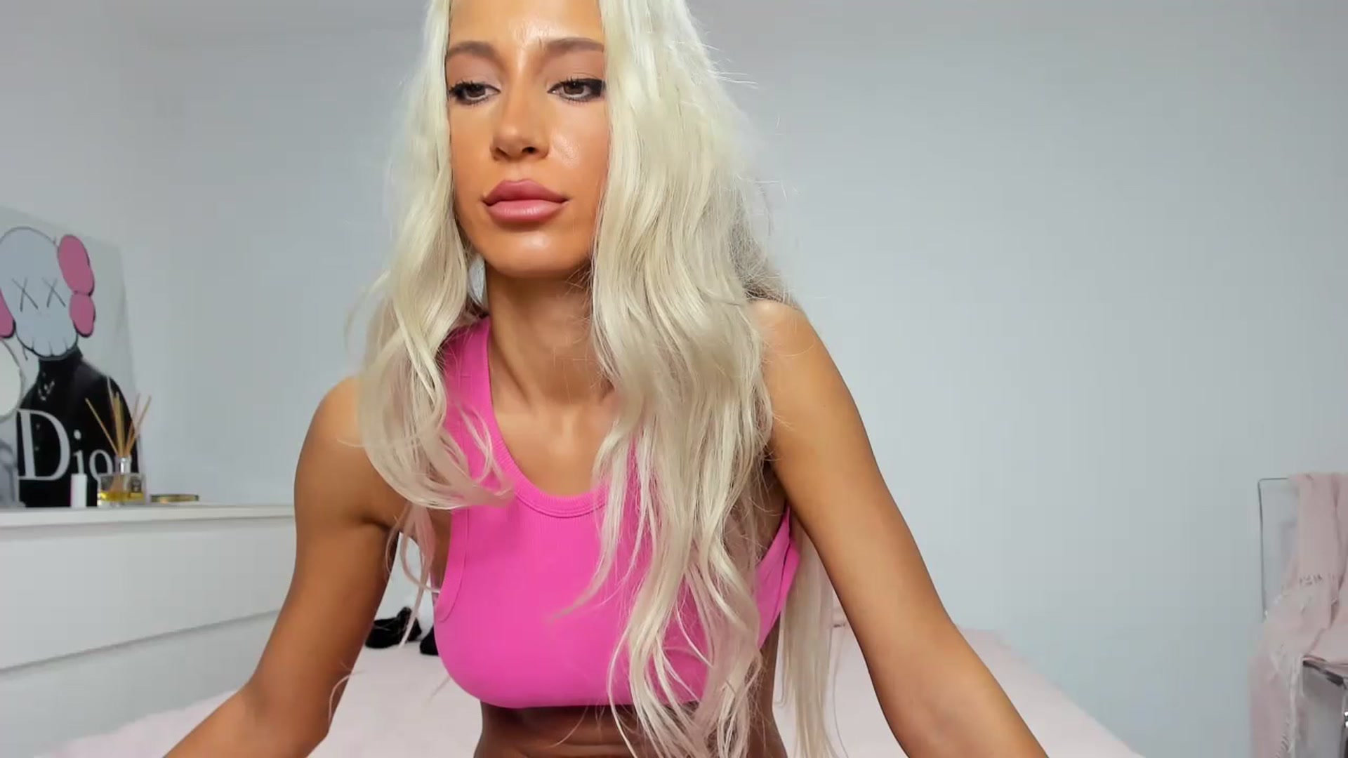 Gallery image thumbnail from Qarinah's myfreecams stream on, 07/02/2023, 22:03 image 10 of 20