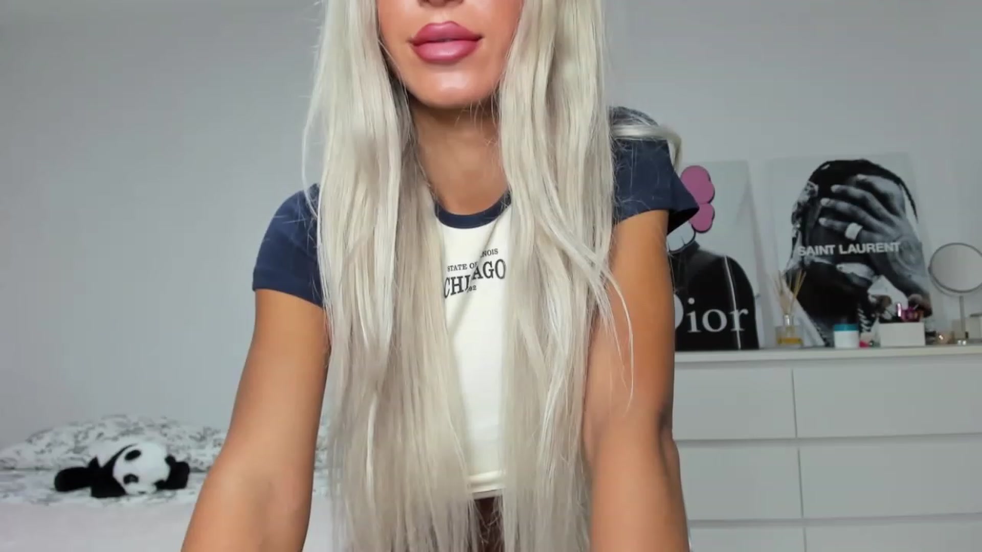 Gallery image thumbnail from Qarinah's myfreecams stream on, 07/12/2023, 21:47 image 12 of 20