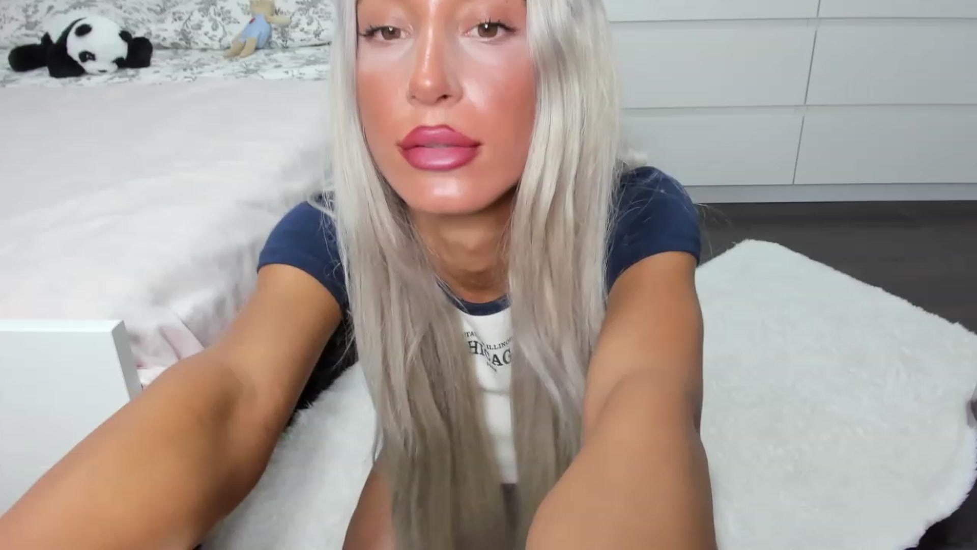 Gallery image thumbnail from Qarinah's myfreecams stream on, 07/12/2023, 21:47 image 20 of 20