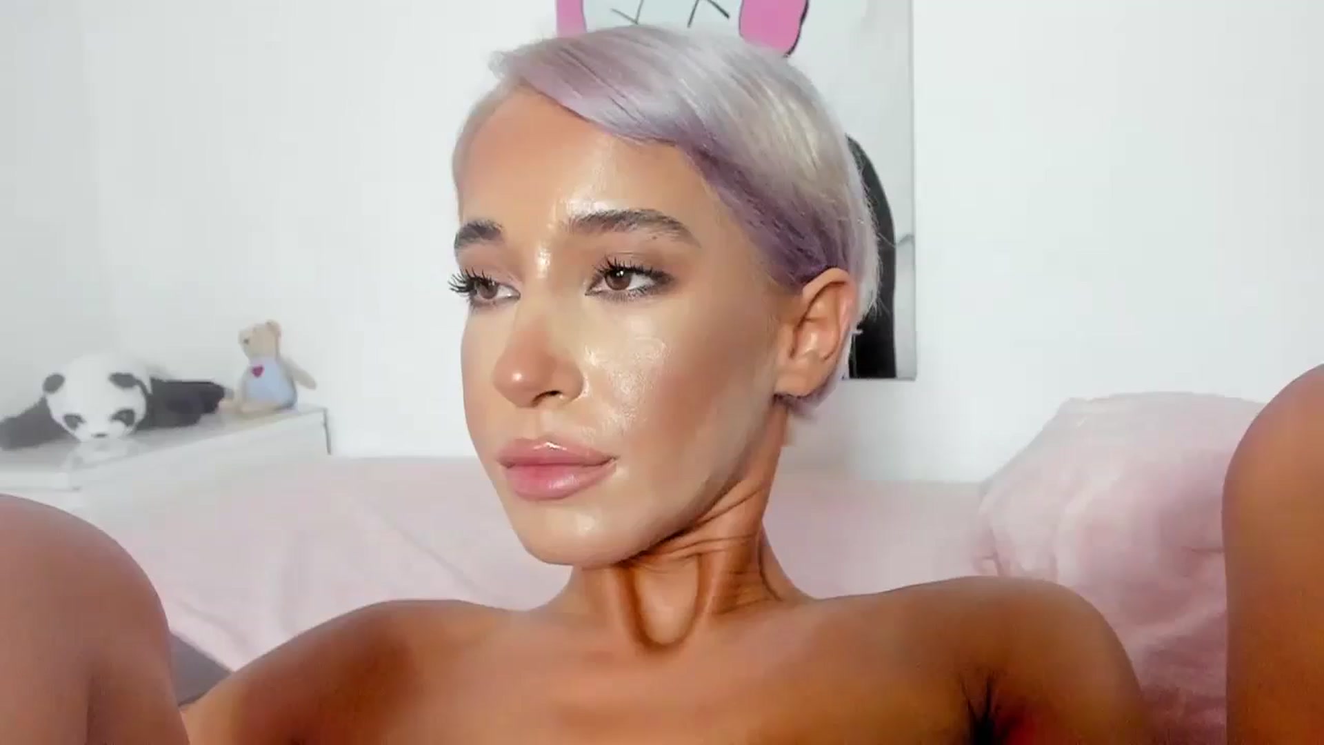 Gallery image thumbnail from Qarinah's myfreecams stream on, 08/19/2023, 13:57 image 18 of 20