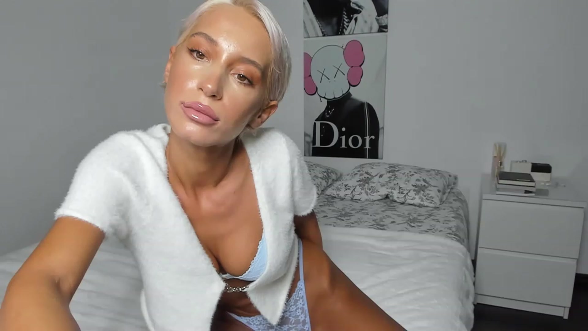 Gallery image thumbnail from Qarinah's myfreecams stream on, 08/24/2023, 21:55 image 2 of 20