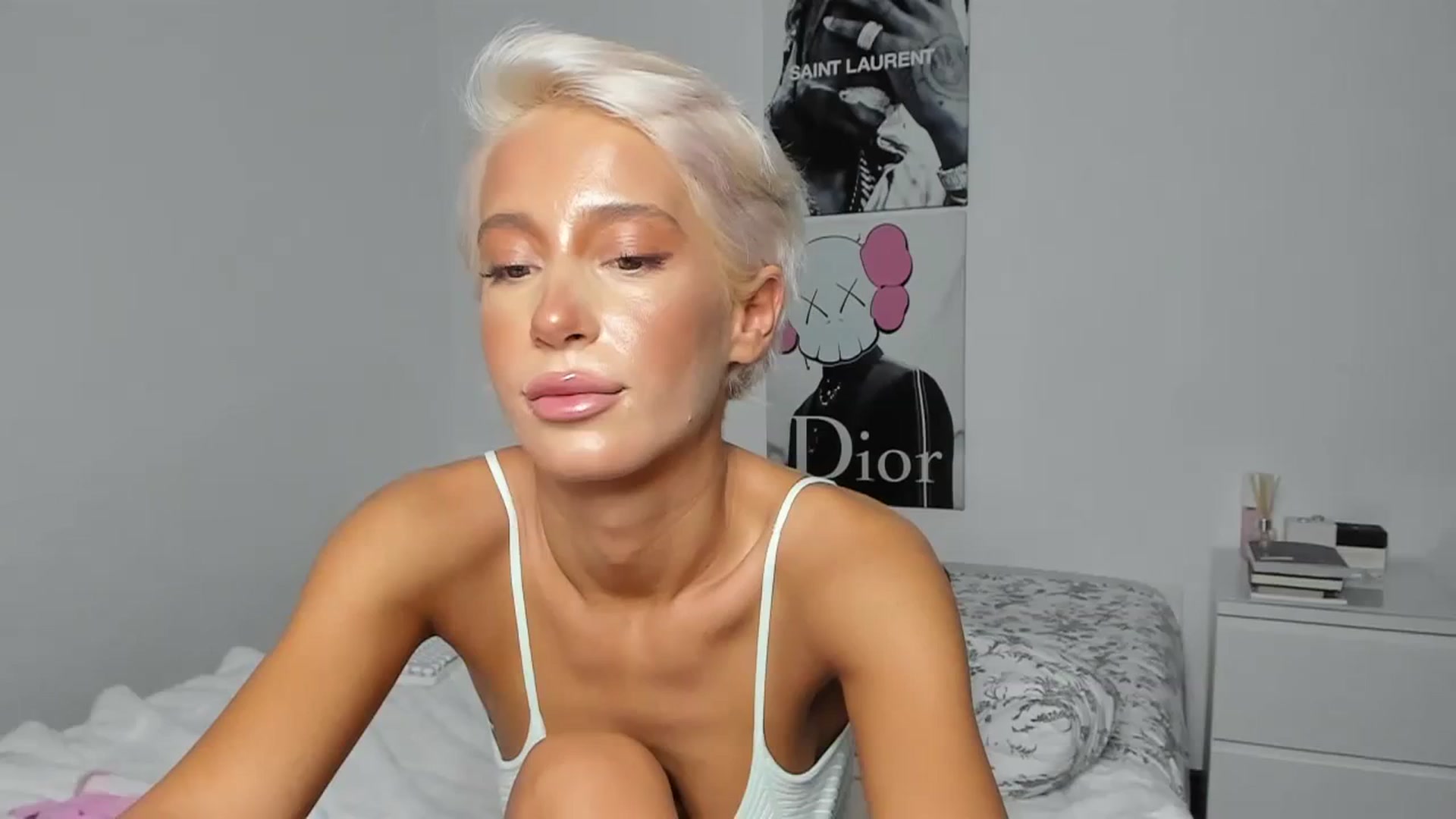 Gallery image thumbnail from Qarinah's myfreecams stream on, 08/26/2023, 24:59 image 20 of 20