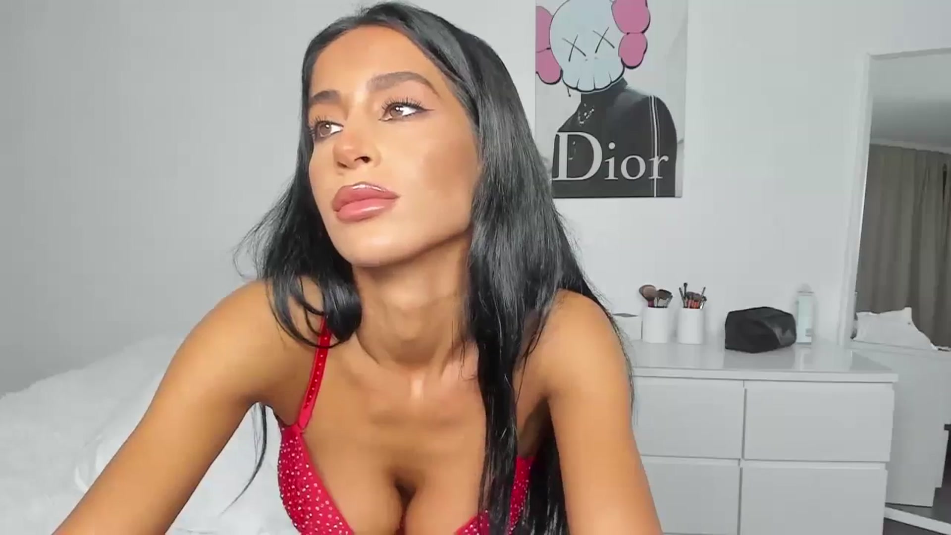 Gallery image thumbnail from Qarinah's myfreecams stream on, 04/02/2024, 03:07 image 8 of 20