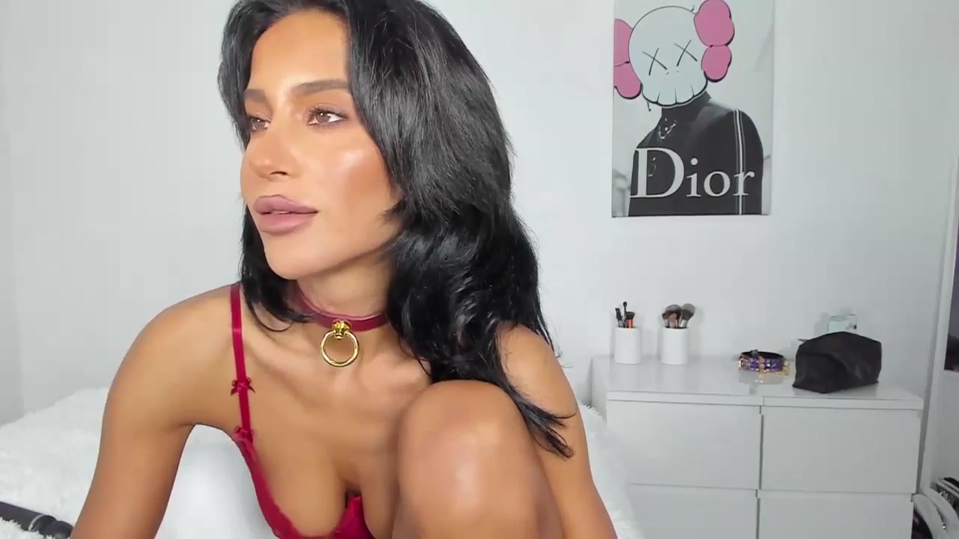 Gallery image thumbnail from Qarinah's myfreecams stream on, 04/25/2024, 04:00 image 9 of 20