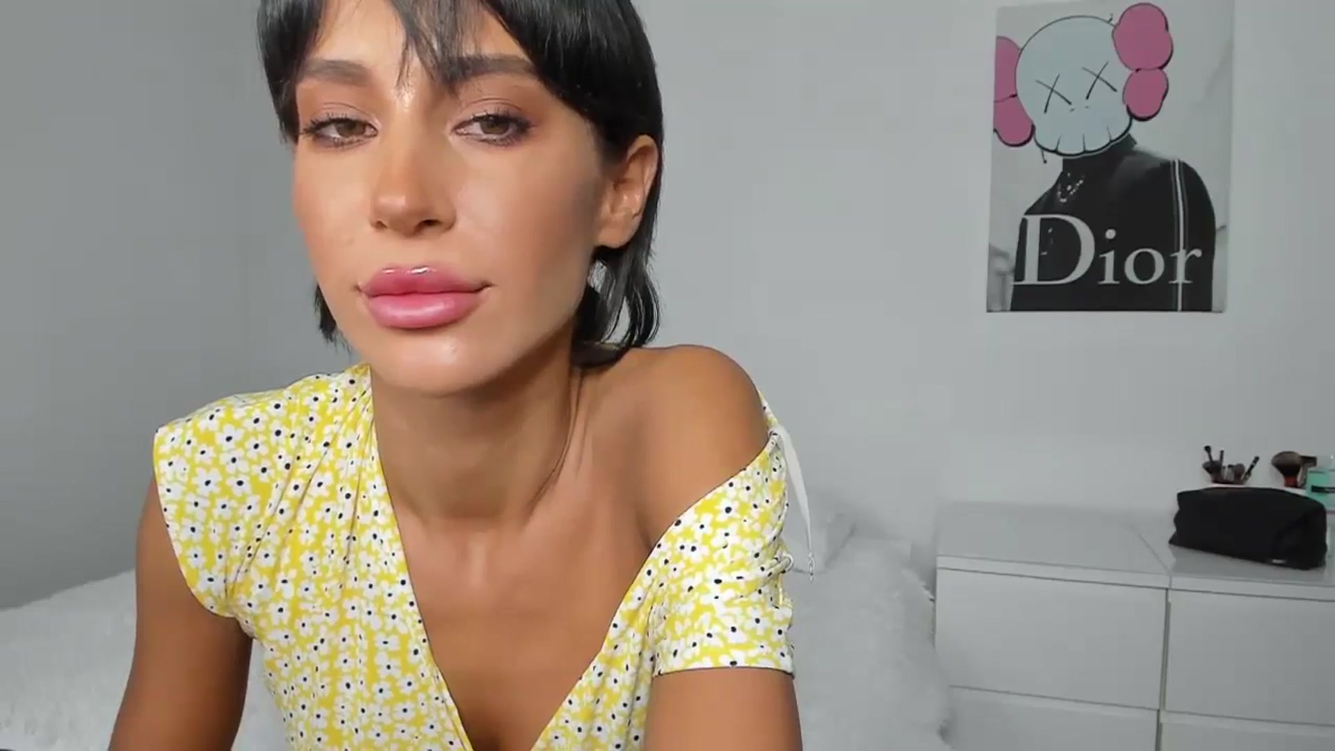 Gallery image thumbnail from Qarinah's myfreecams stream on, 05/03/2024, 02:11 image 11 of 20