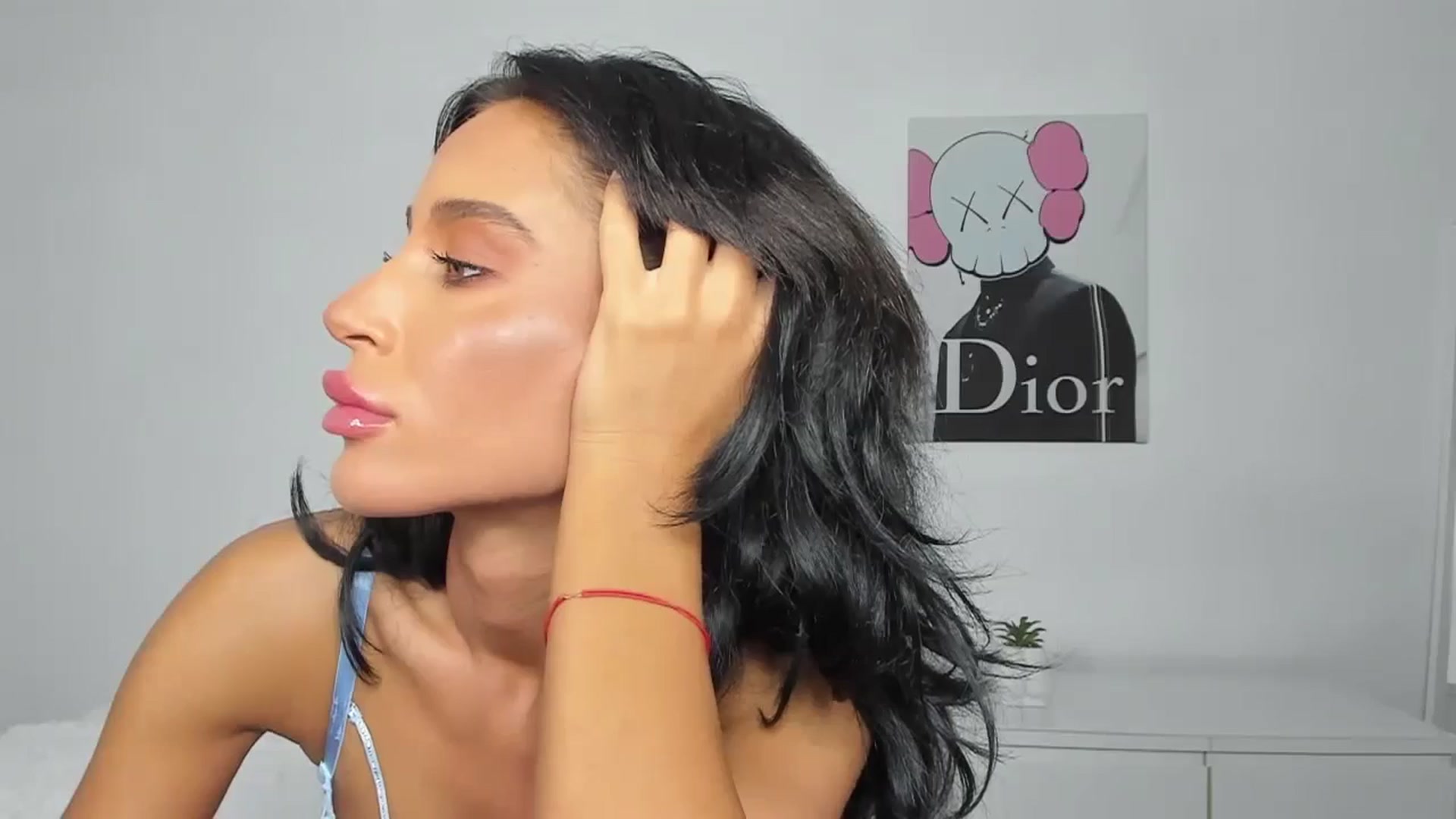 Gallery image thumbnail from Qarinah's myfreecams stream on, 05/08/2024, 24:49 image 17 of 20