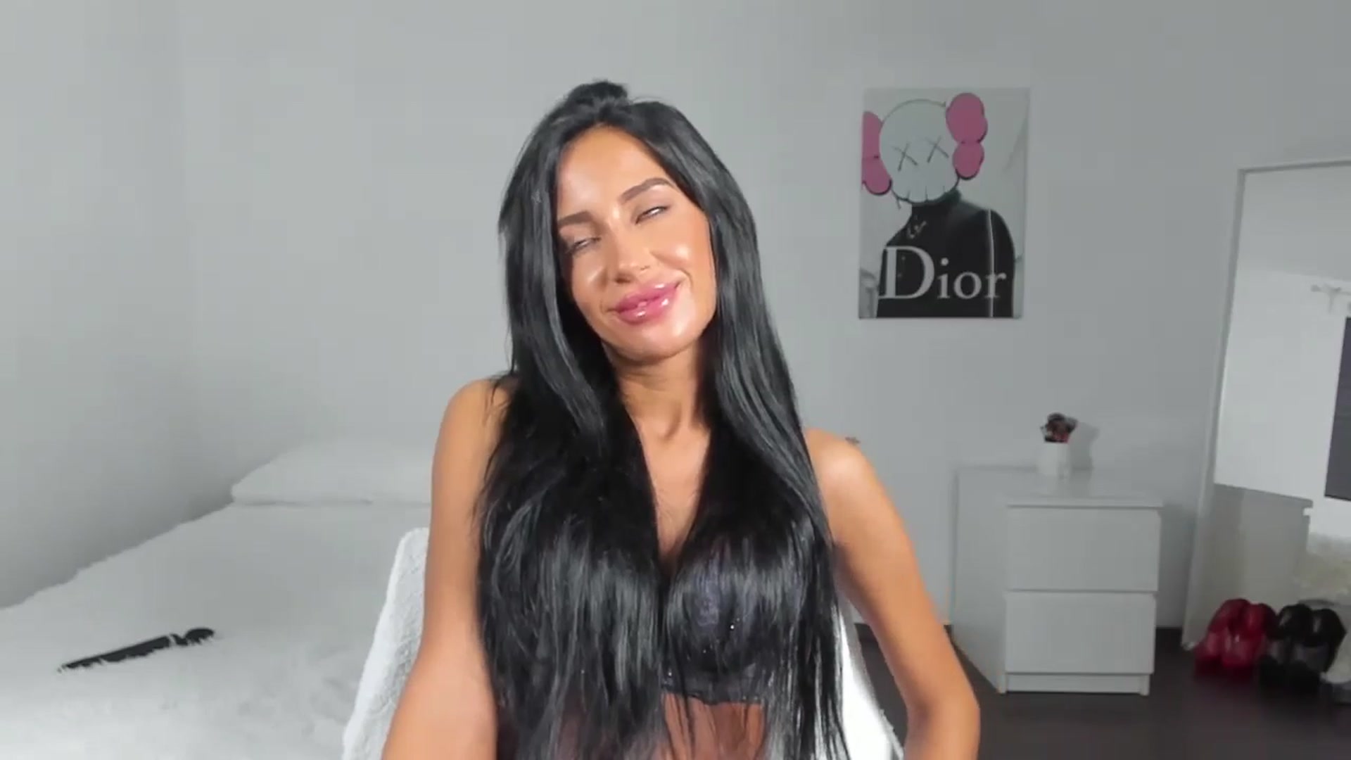 Gallery image thumbnail from Qarinah's myfreecams stream on, 05/15/2024, 01:41 image 9 of 20