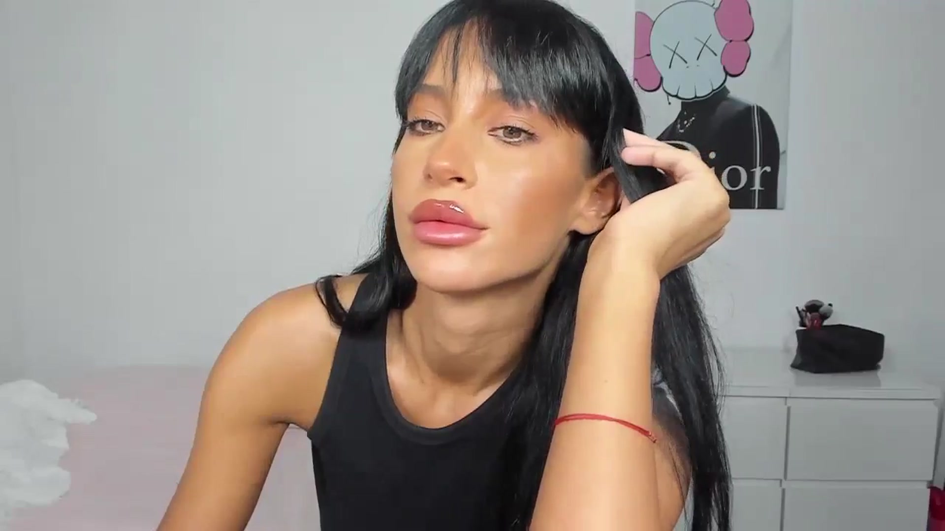 Gallery image thumbnail from Qarinah's myfreecams stream on, 05/17/2024, 03:02 image 6 of 20