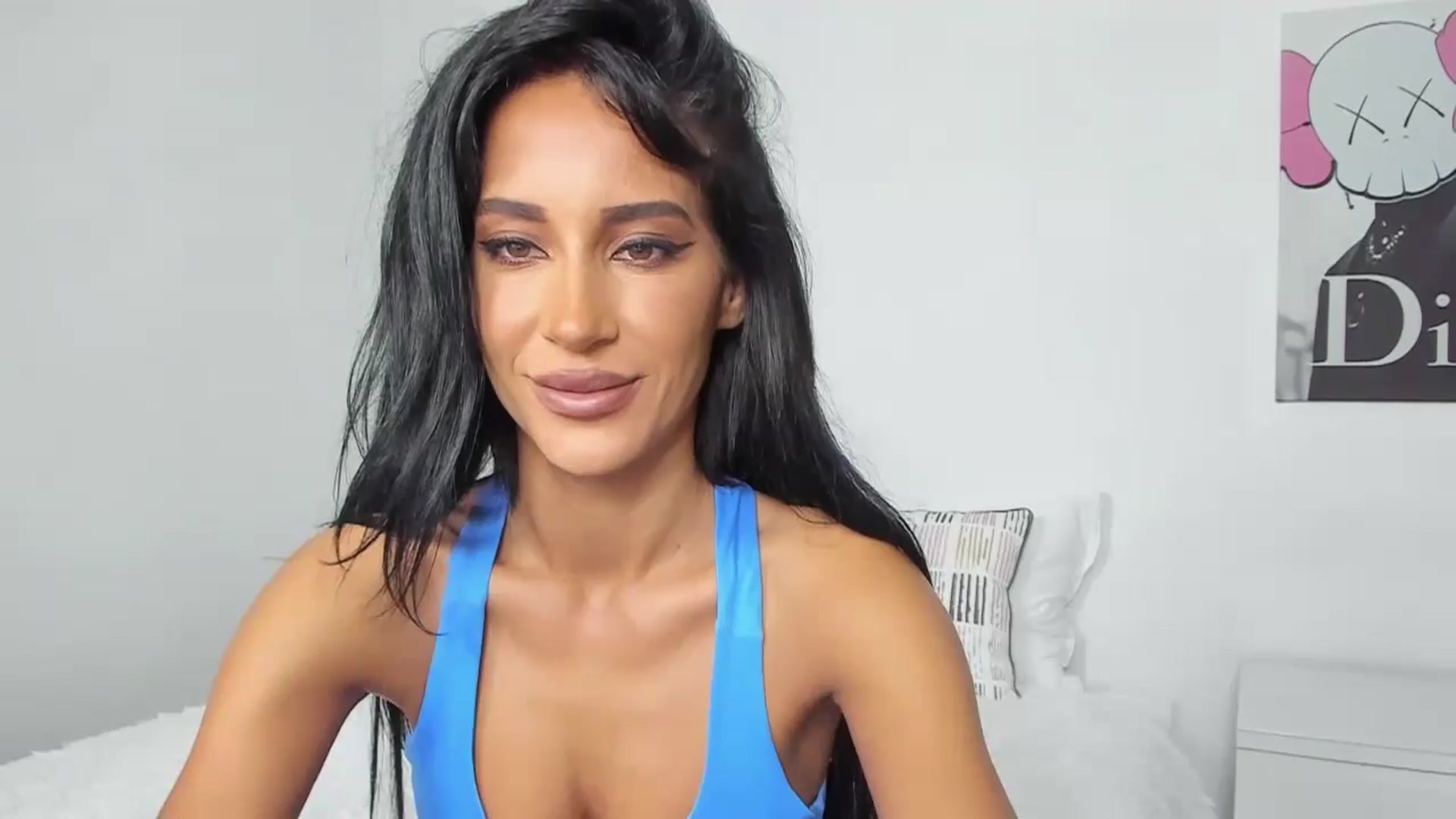 Gallery image thumbnail from Qarinah's myfreecams stream on, 06/03/2024, 21:24 image 6 of 20