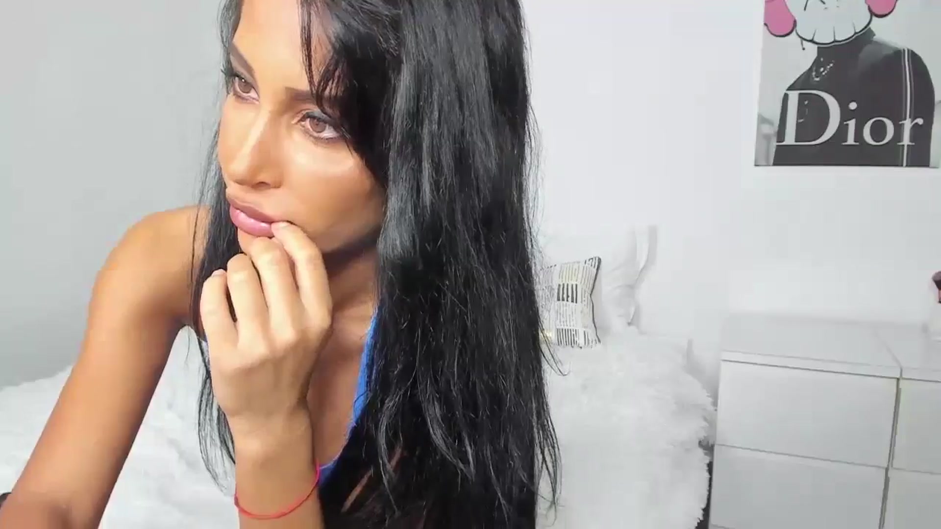 Gallery image thumbnail from Qarinah's myfreecams stream on, 06/03/2024, 23:13 image 14 of 20