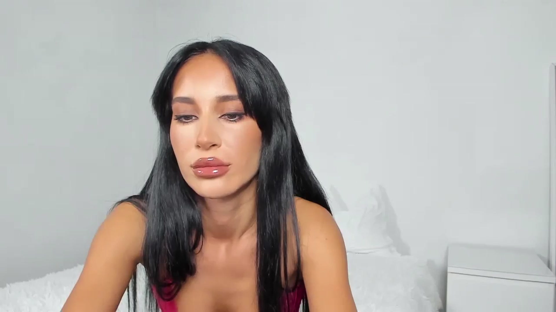 Gallery image thumbnail from Qarinah's myfreecams stream on, 06/30/2024, 24:03 image 12 of 20