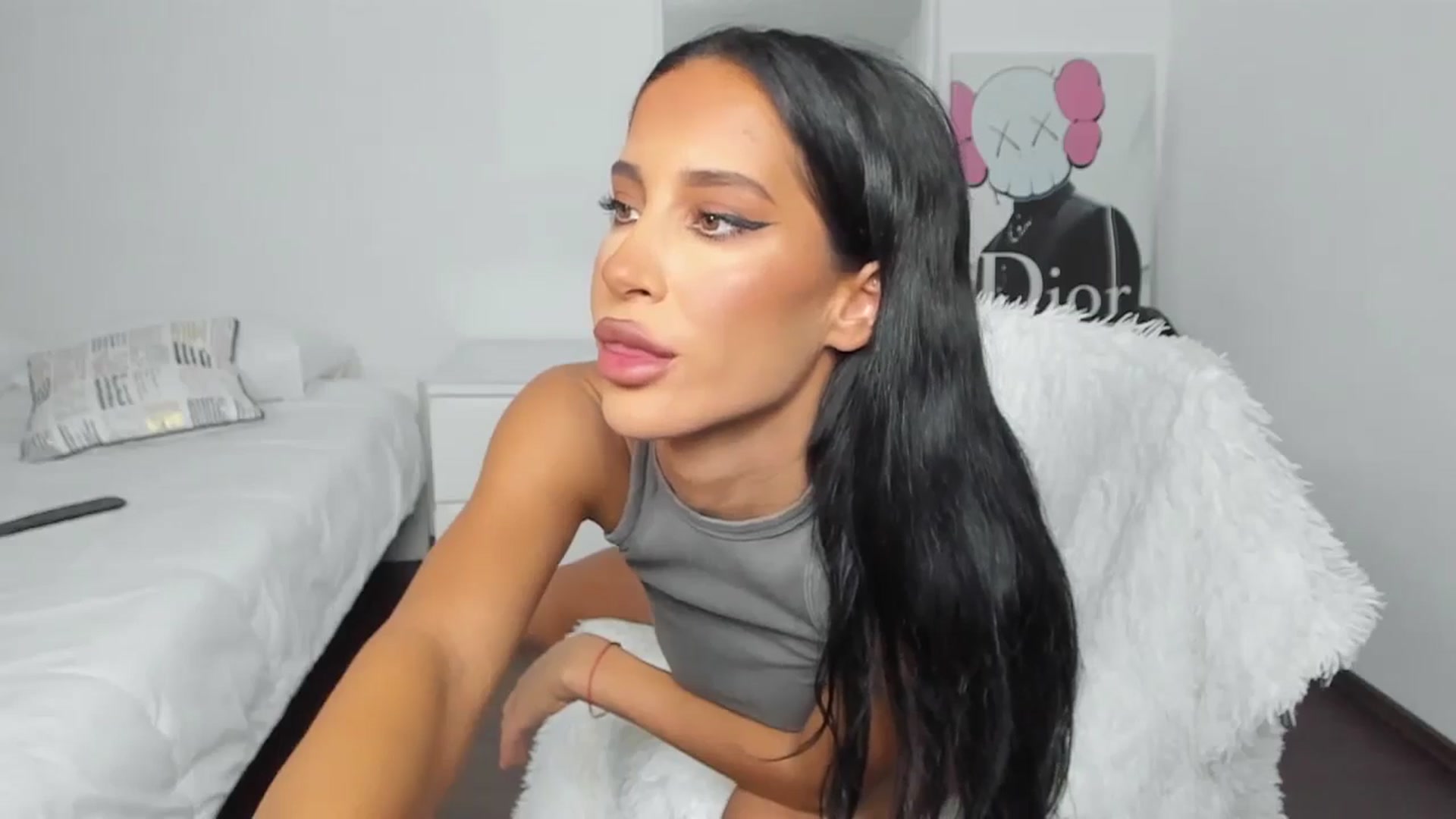 Gallery image thumbnail from Qarinah's myfreecams stream on, 07/04/2024, 15:50 image 2 of 20