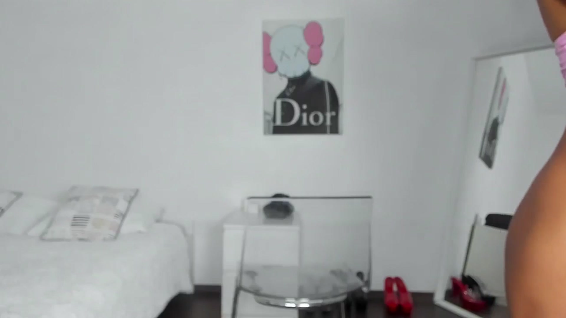 Gallery image thumbnail from Qarinah's myfreecams stream on, 07/31/2024, 12:53 image 15 of 20
