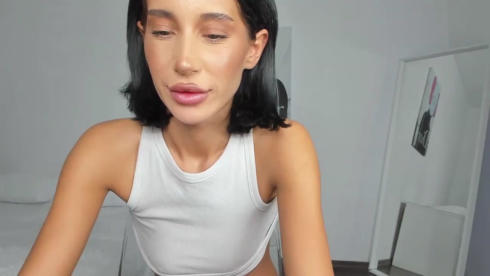 Gallery image thumbnail from Qarinah's myfreecams stream on, 08/06/2024, 24:02 image 17 of 20