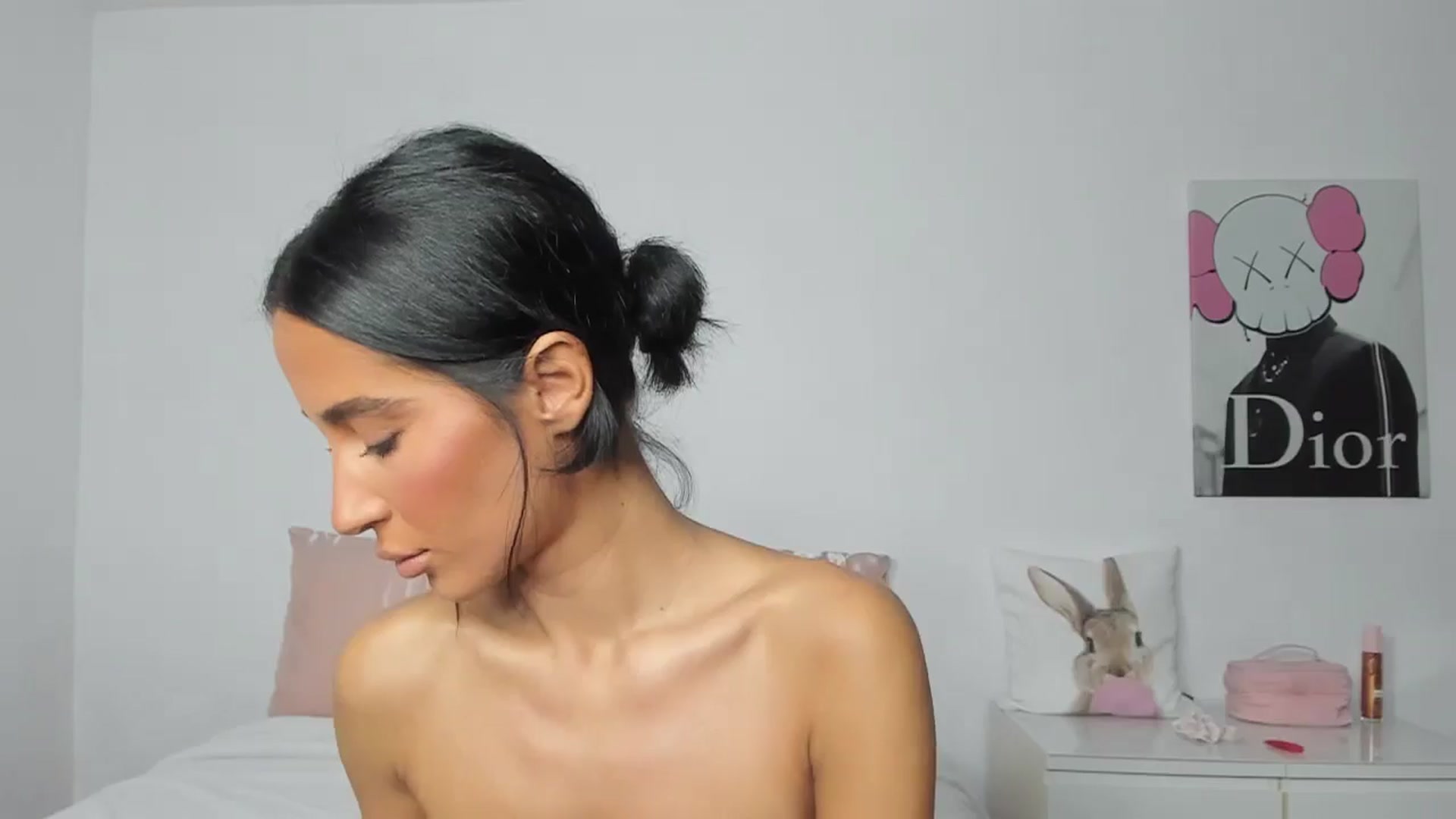 Gallery image thumbnail from Qarinah's myfreecams stream on, 03/26/2025, 01:08 image 6 of 20