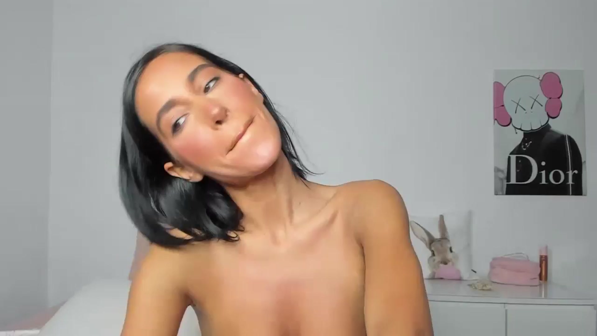 Gallery image thumbnail from Qarinah's myfreecams stream on, 04/15/2025, 24:25 image 7 of 20